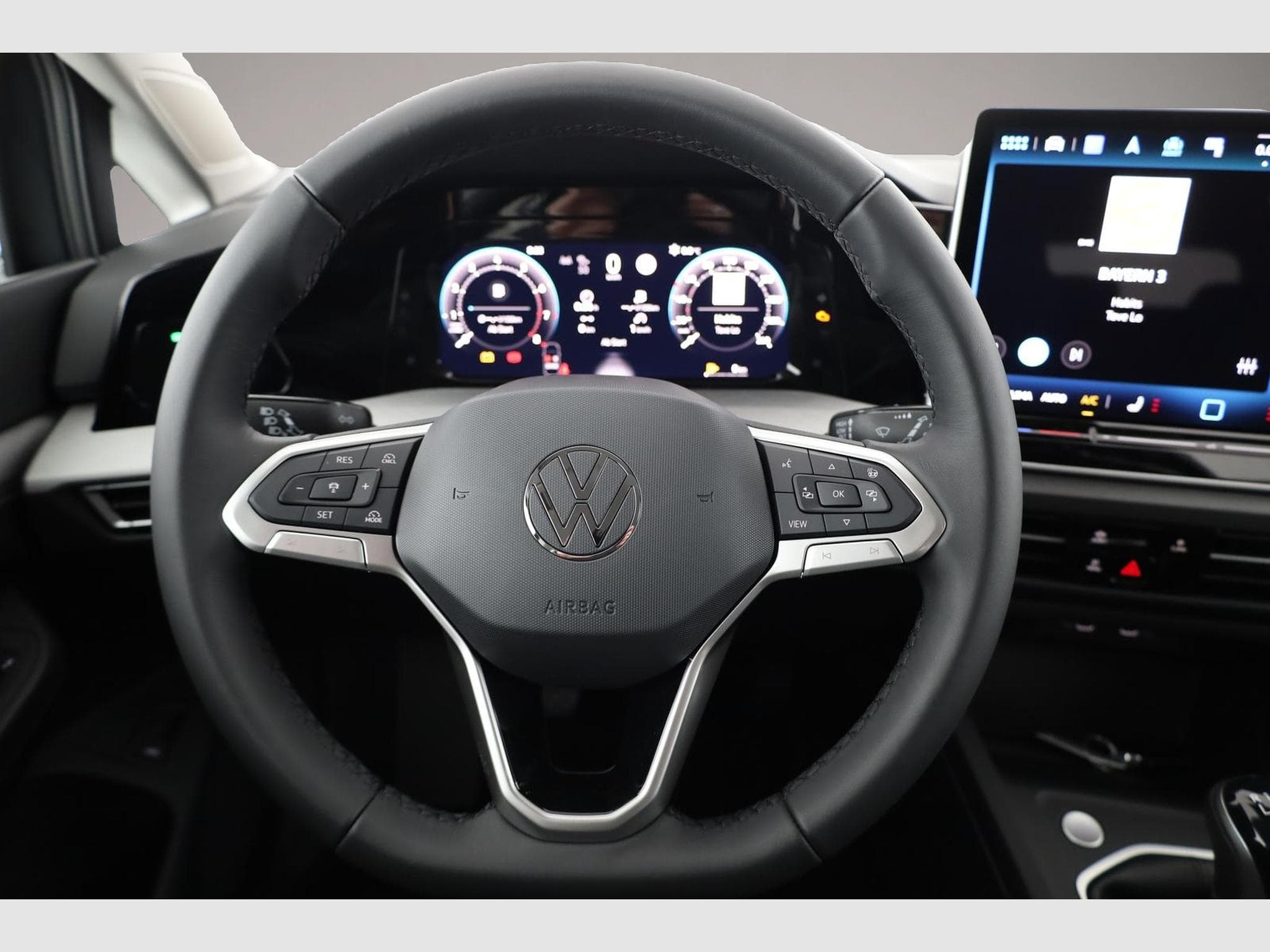 VW Golf (2026) - Photo 6