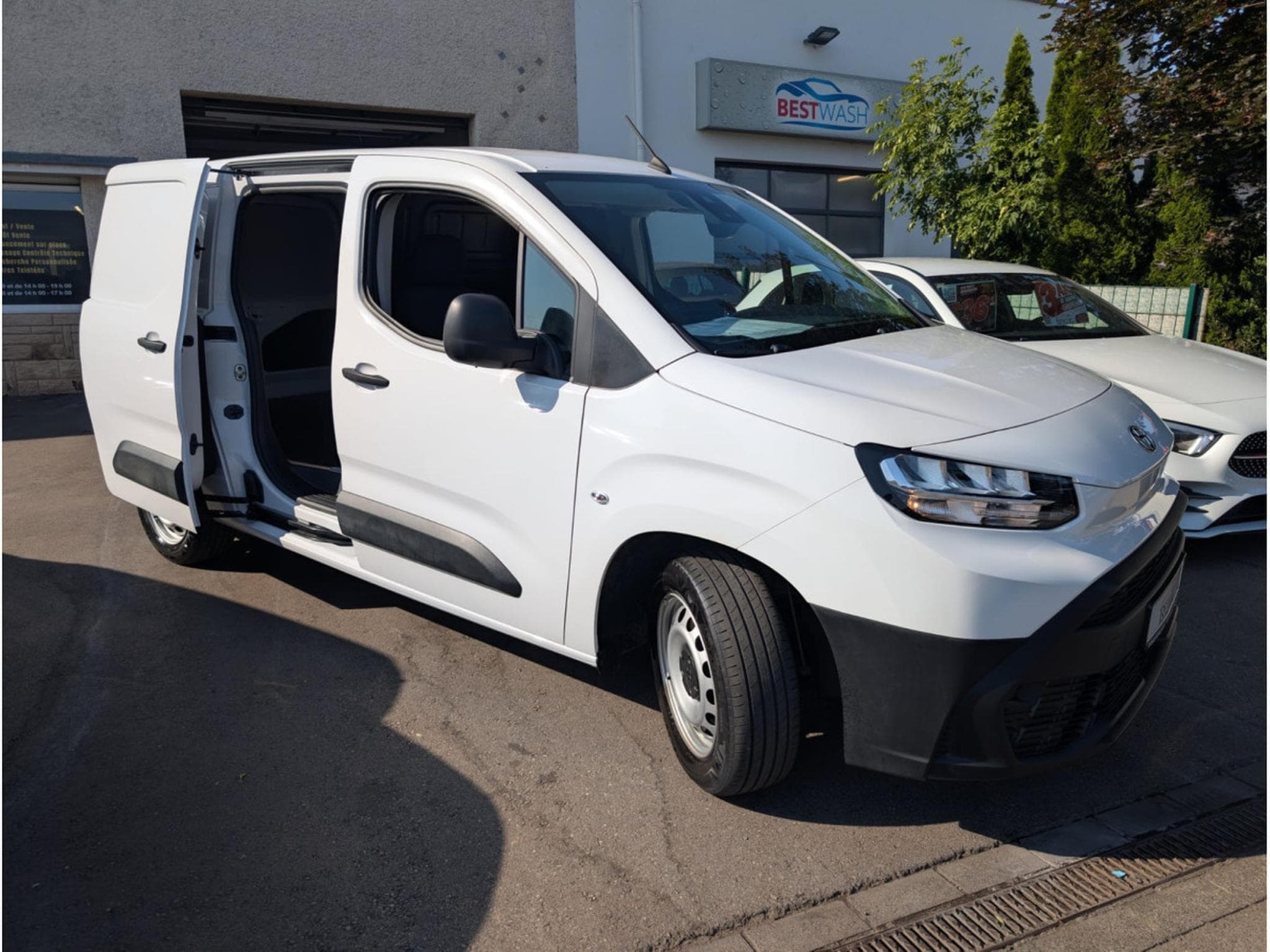 Toyota Proace CITY LWB 1.5L 100HP ACTIVE * GARANTIE CONSTRUCTEUR 9 ANS* (2025) - Photo 3