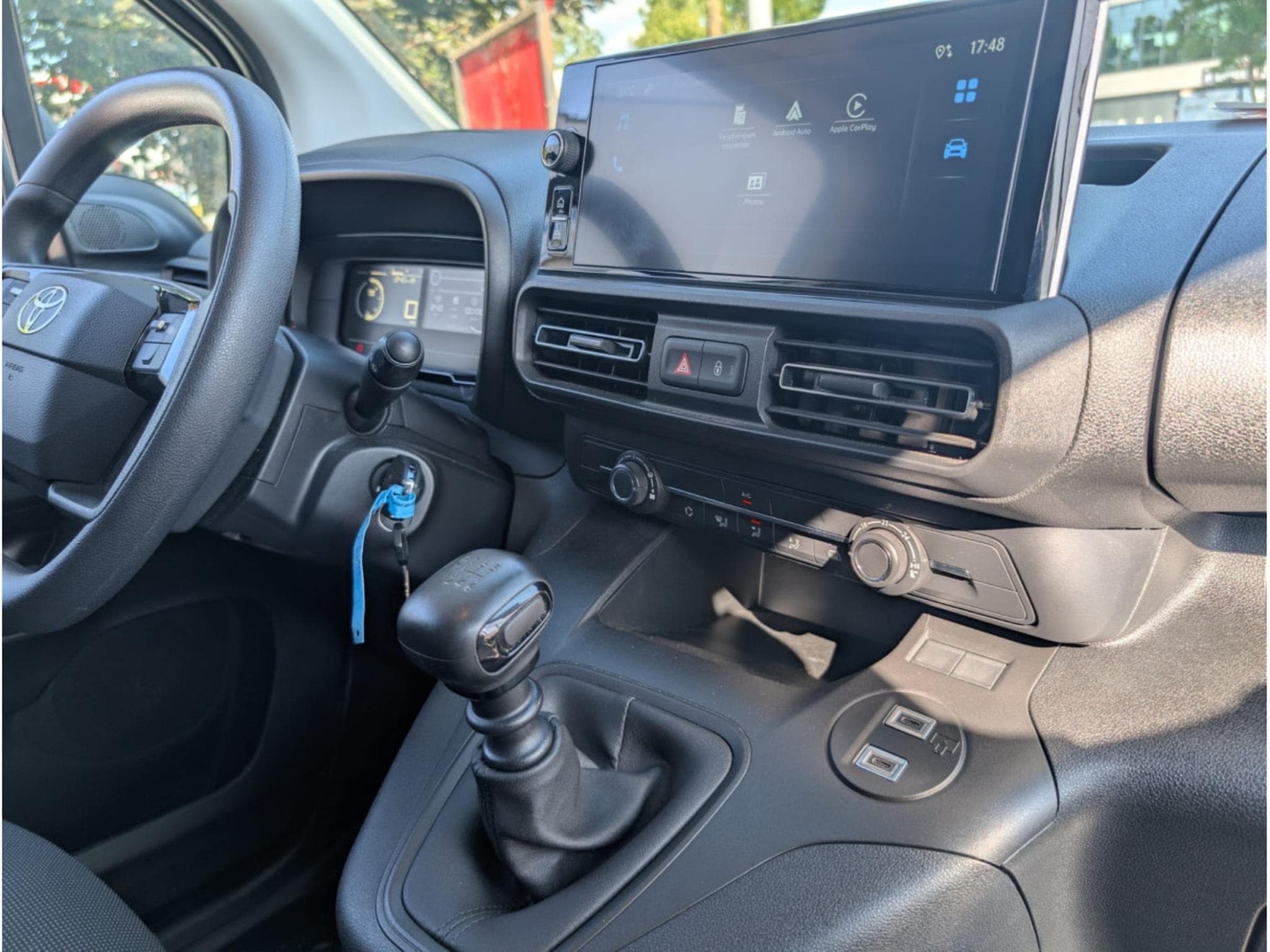 Toyota Proace CITY LWB 1.5L 100HP ACTIVE * GARANTIE CONSTRUCTEUR 9 ANS* (2025) - Photo 7