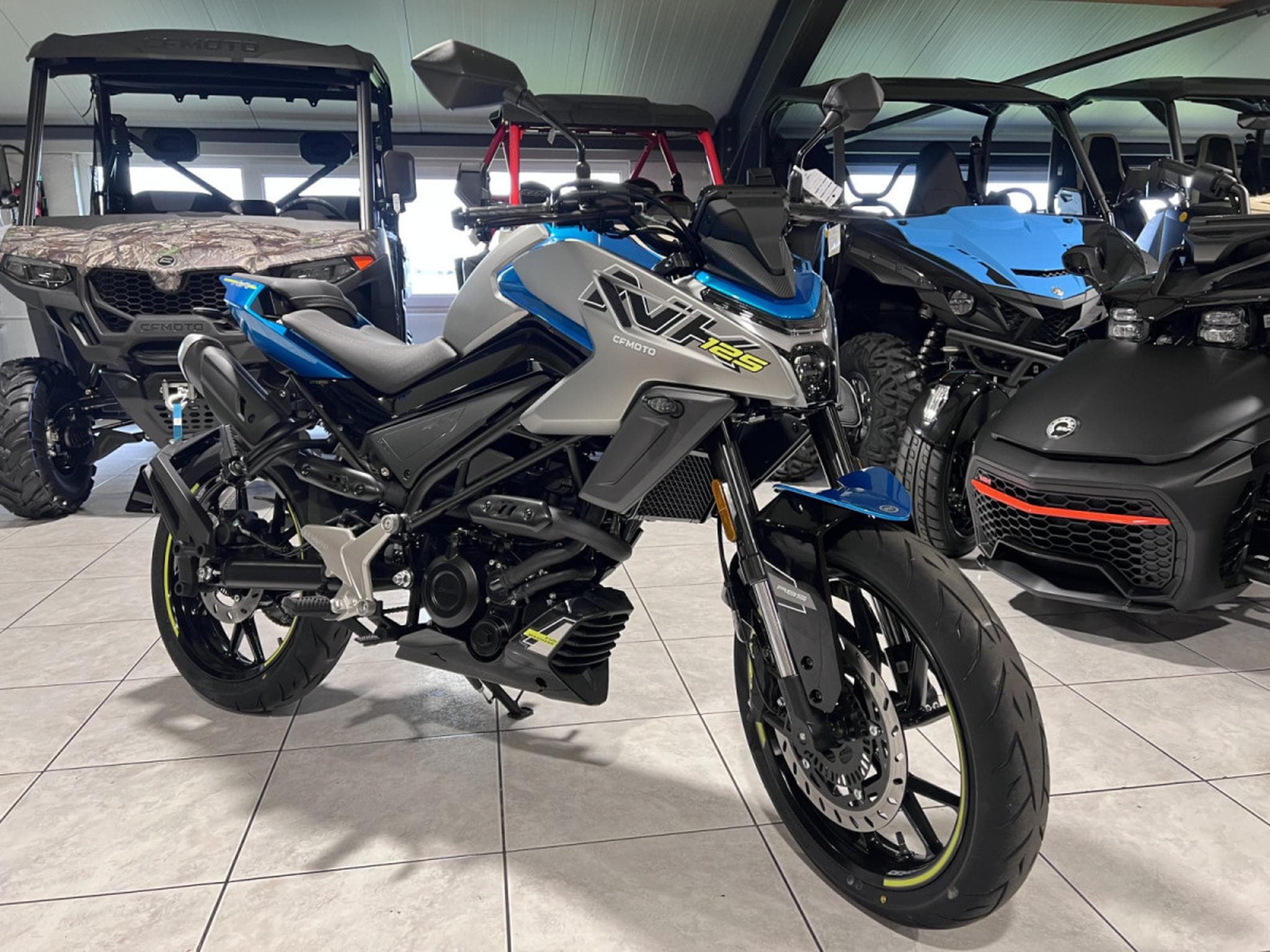 CF Moto 125 NK (2026) - Photo 7