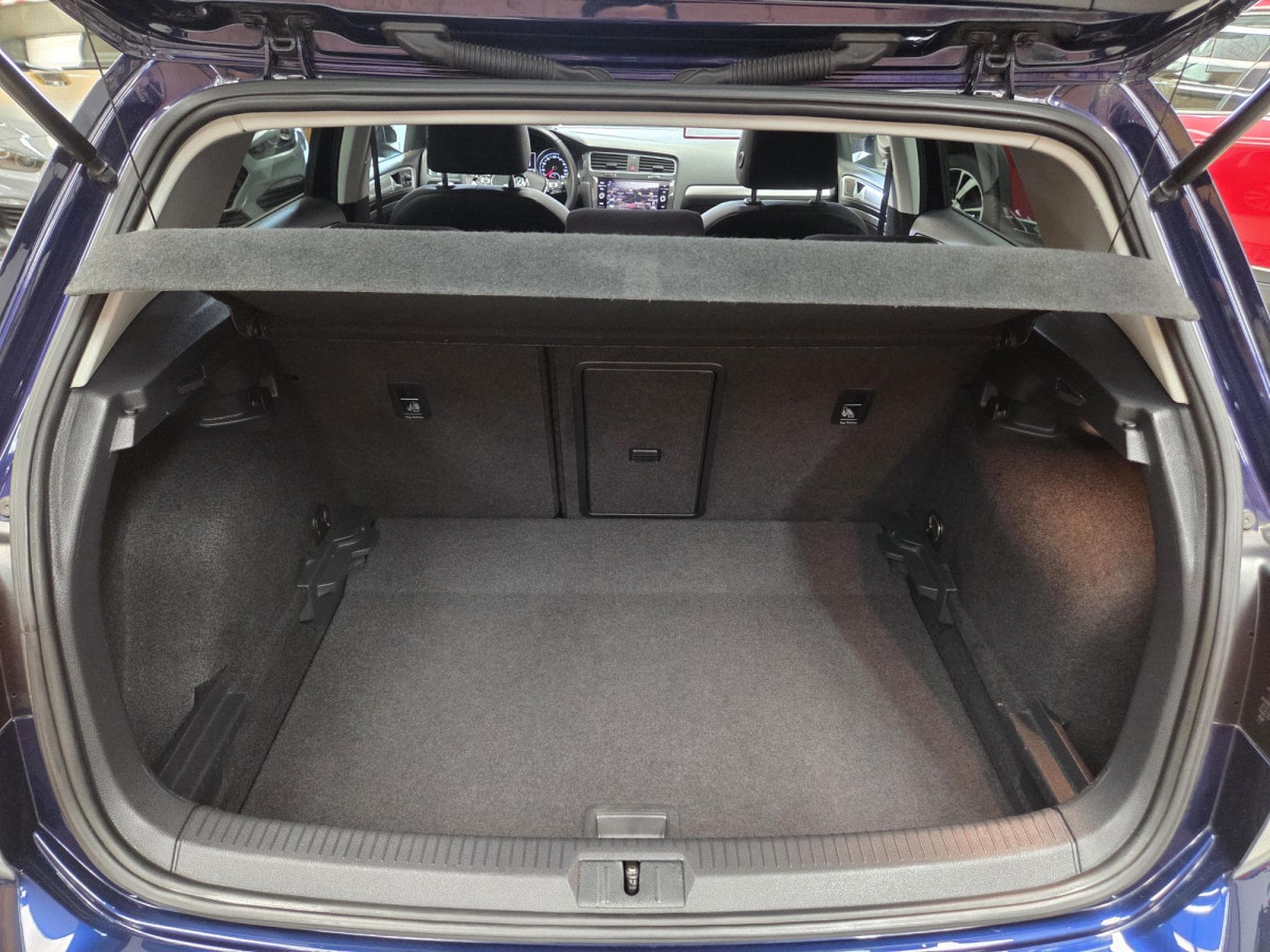 VW Golf TDI BLUEMOTION (2019) - Photo 21