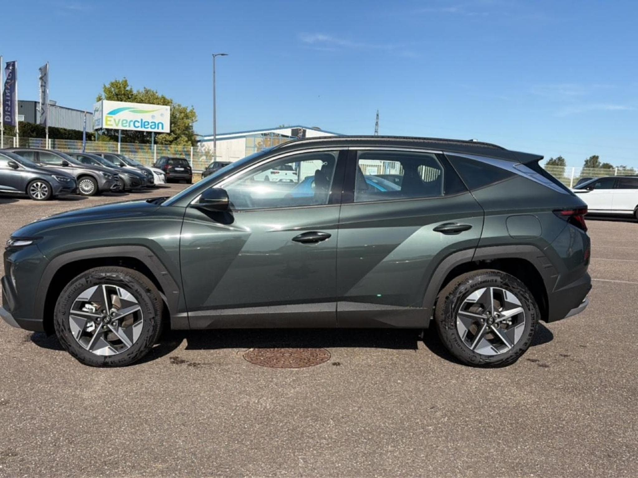 Hyundai TUCSON 1.6 T-GDI 239 HYBRID INTUITIVE (2026) - Photo 8