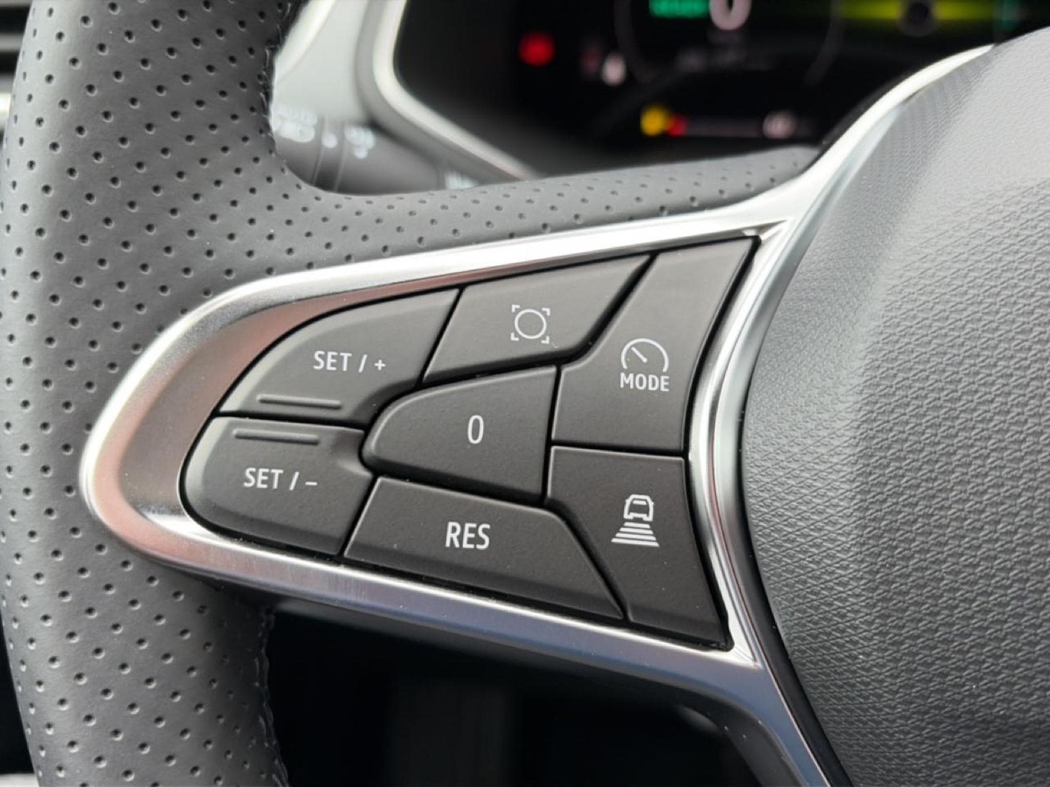 Renault Captur 1.8 E-TECH FULL HYBRID 160 TECHNO (2026) - Photo 15