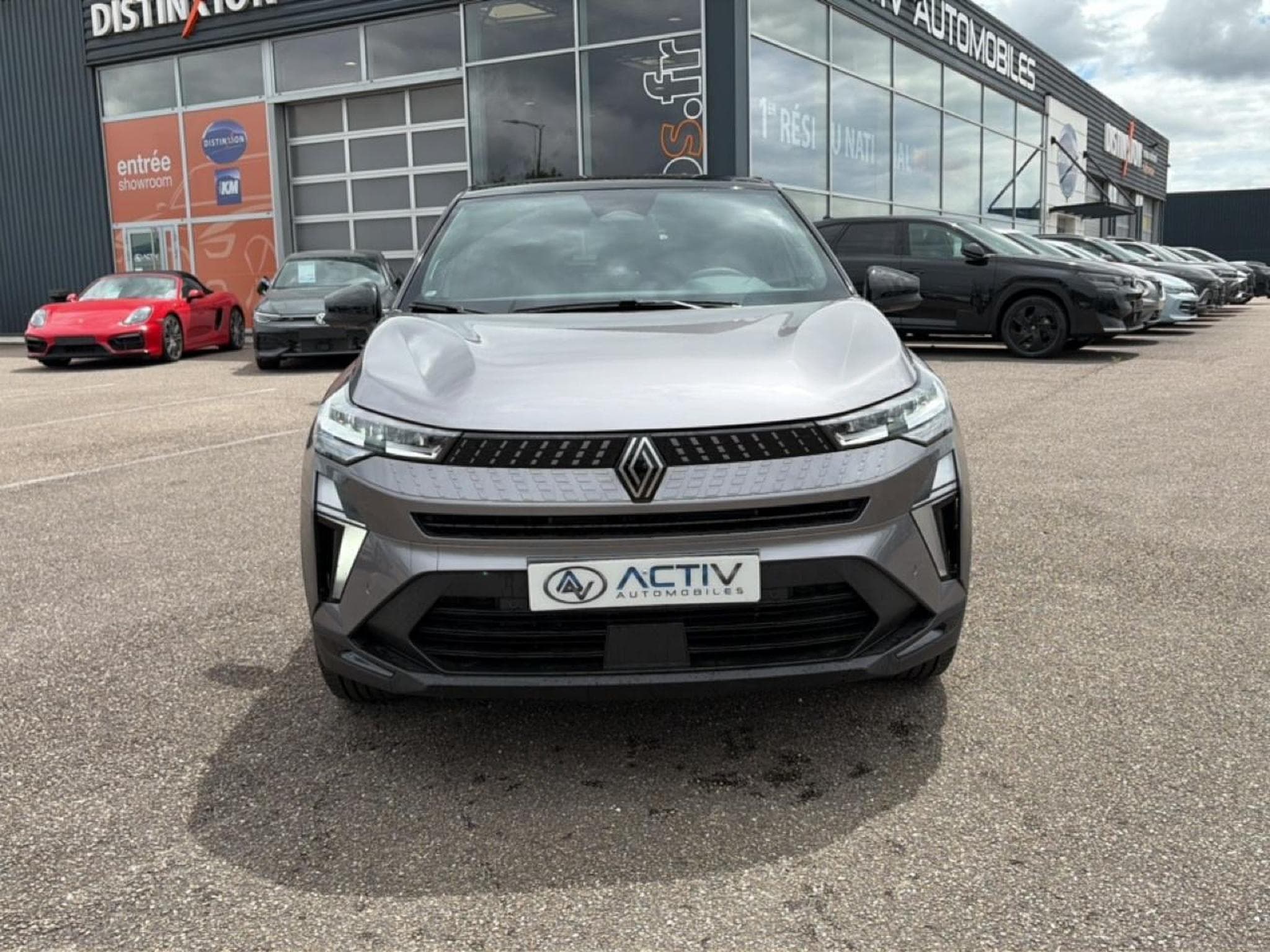 Renault Captur 1.8 E-TECH FULL HYBRID 160 TECHNO (2026) - Photo 2