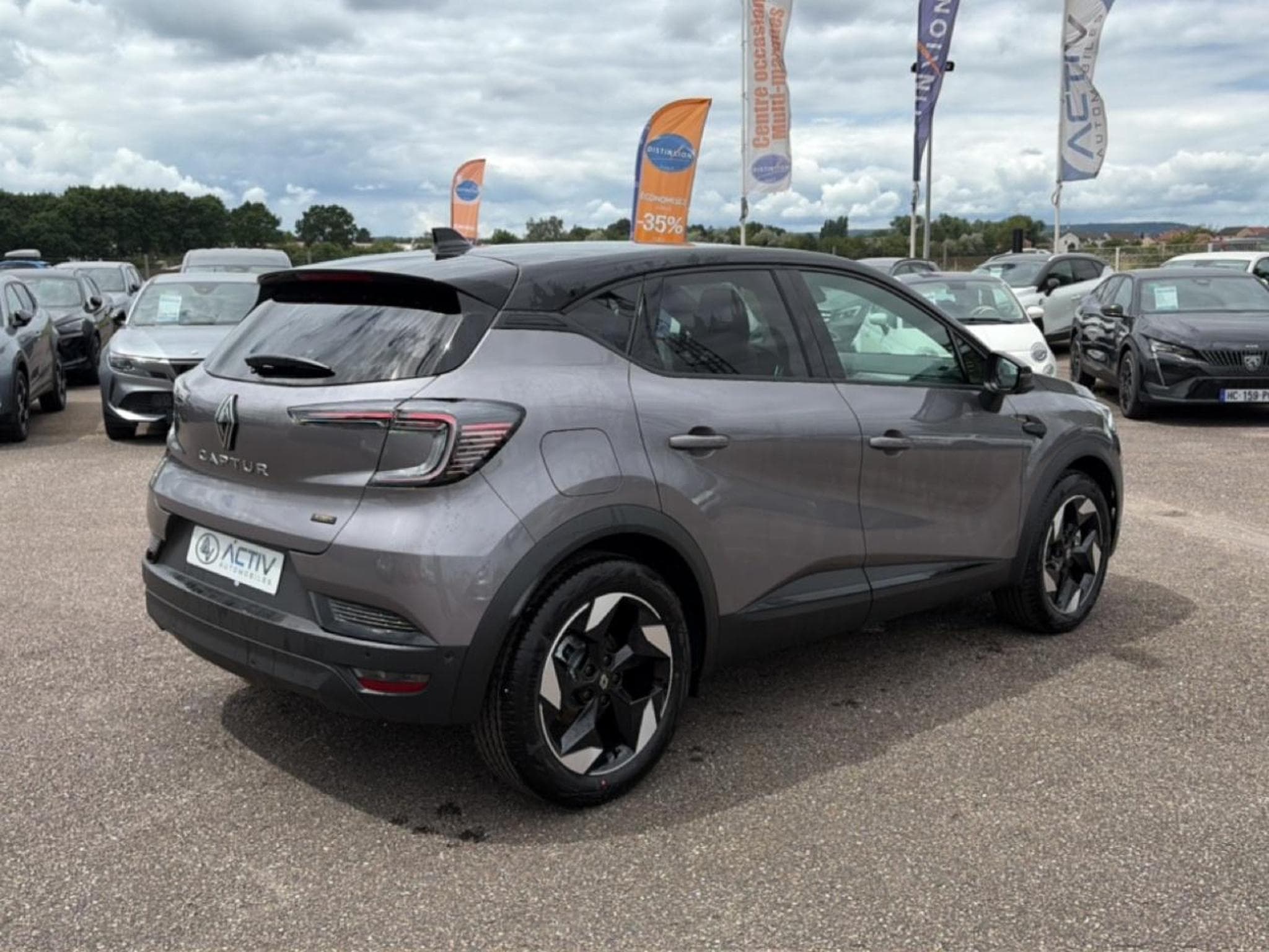 Renault Captur 1.8 E-TECH FULL HYBRID 160 TECHNO (2026) - Photo 5