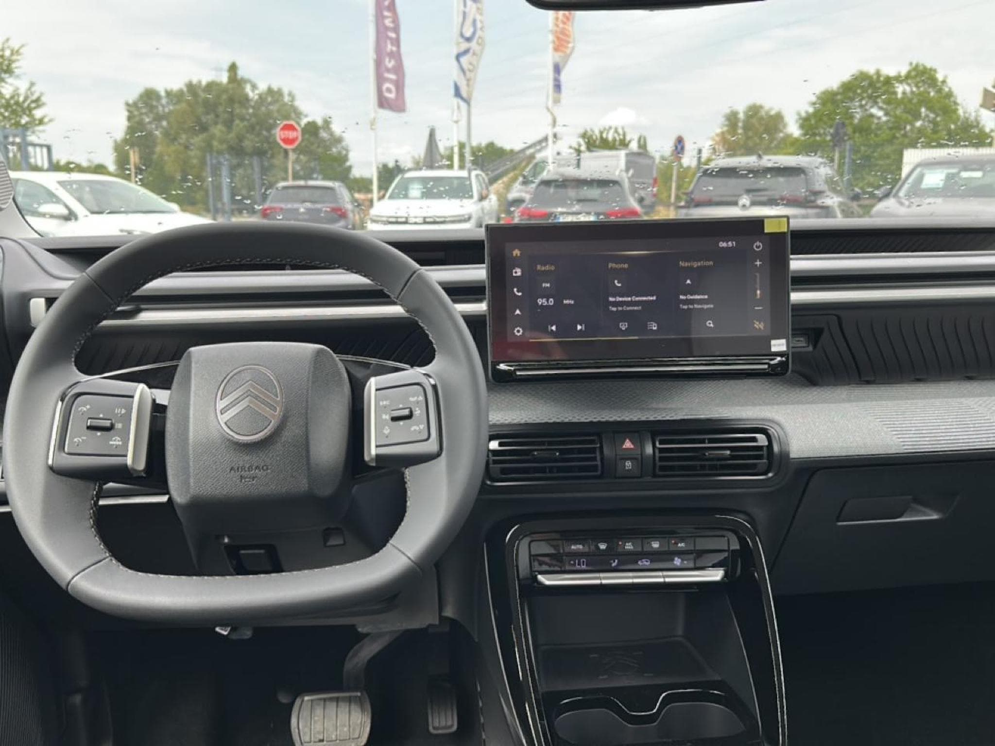 Citroen C3 AIRCROSS 1.2 HYBRIDE 145 MAX E-DCS6 (2026) - Photo 11