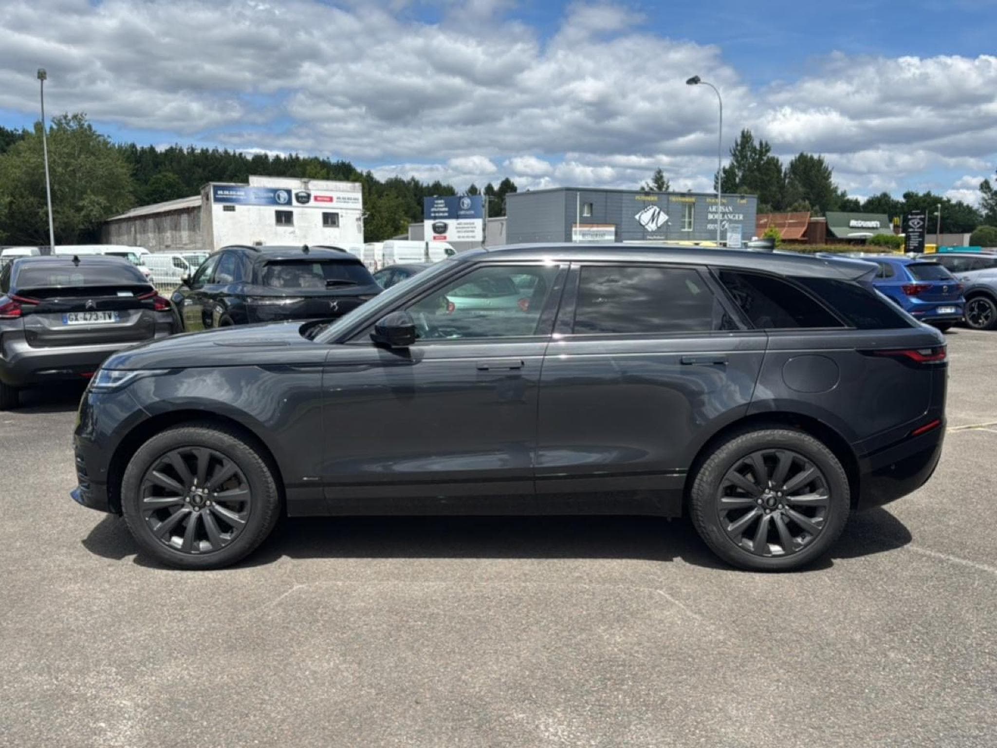 Land-Rover RANGE ROVER VELAR 2.0 P400E 404 PHEV R-DYNAMIC SE AWD BVA (2021) - Photo 8