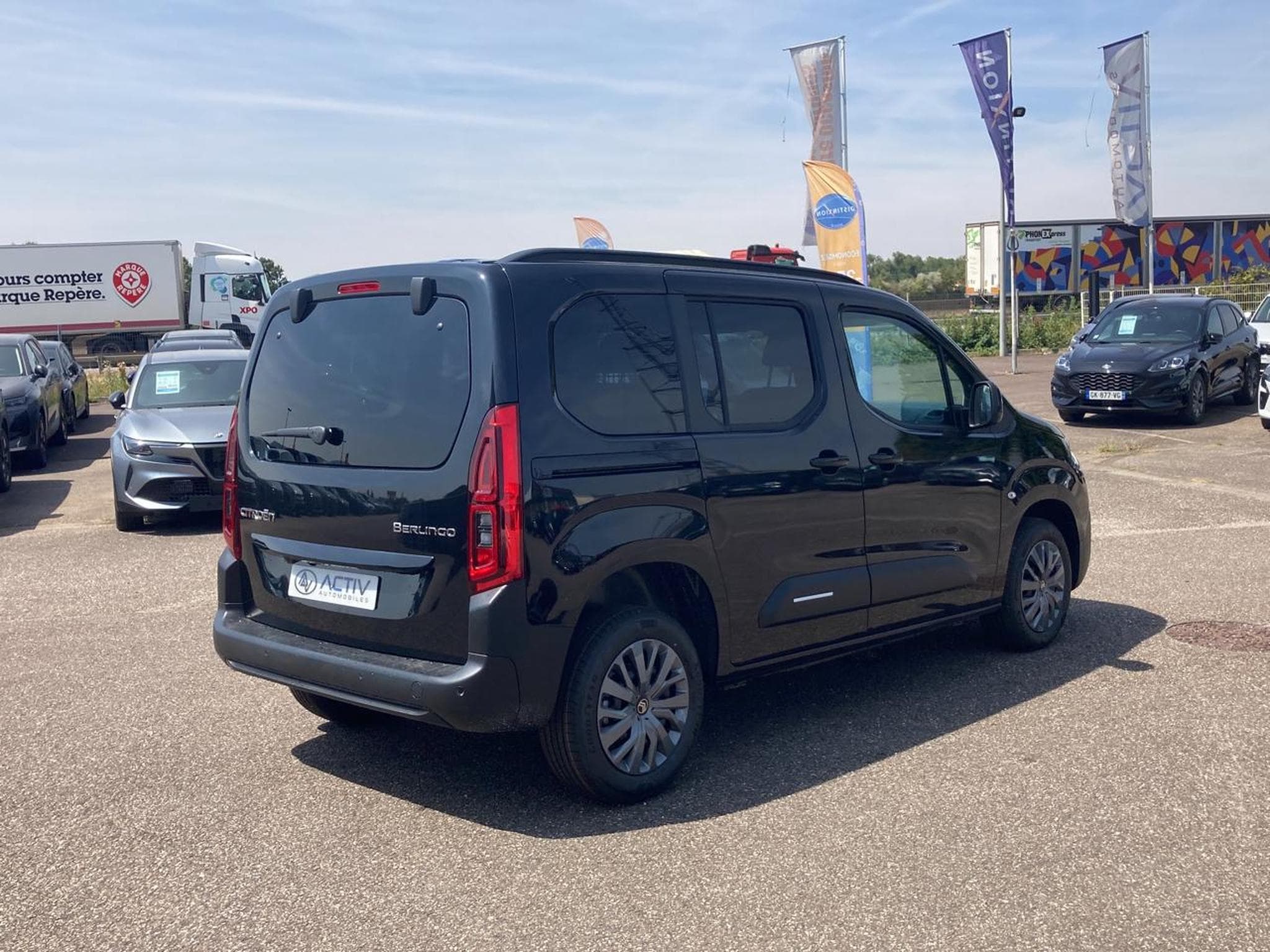 Citroen BERLINGO N1 1.5 BLUE HDI 130 M PLUS EAT8 (2026) - Photo 5