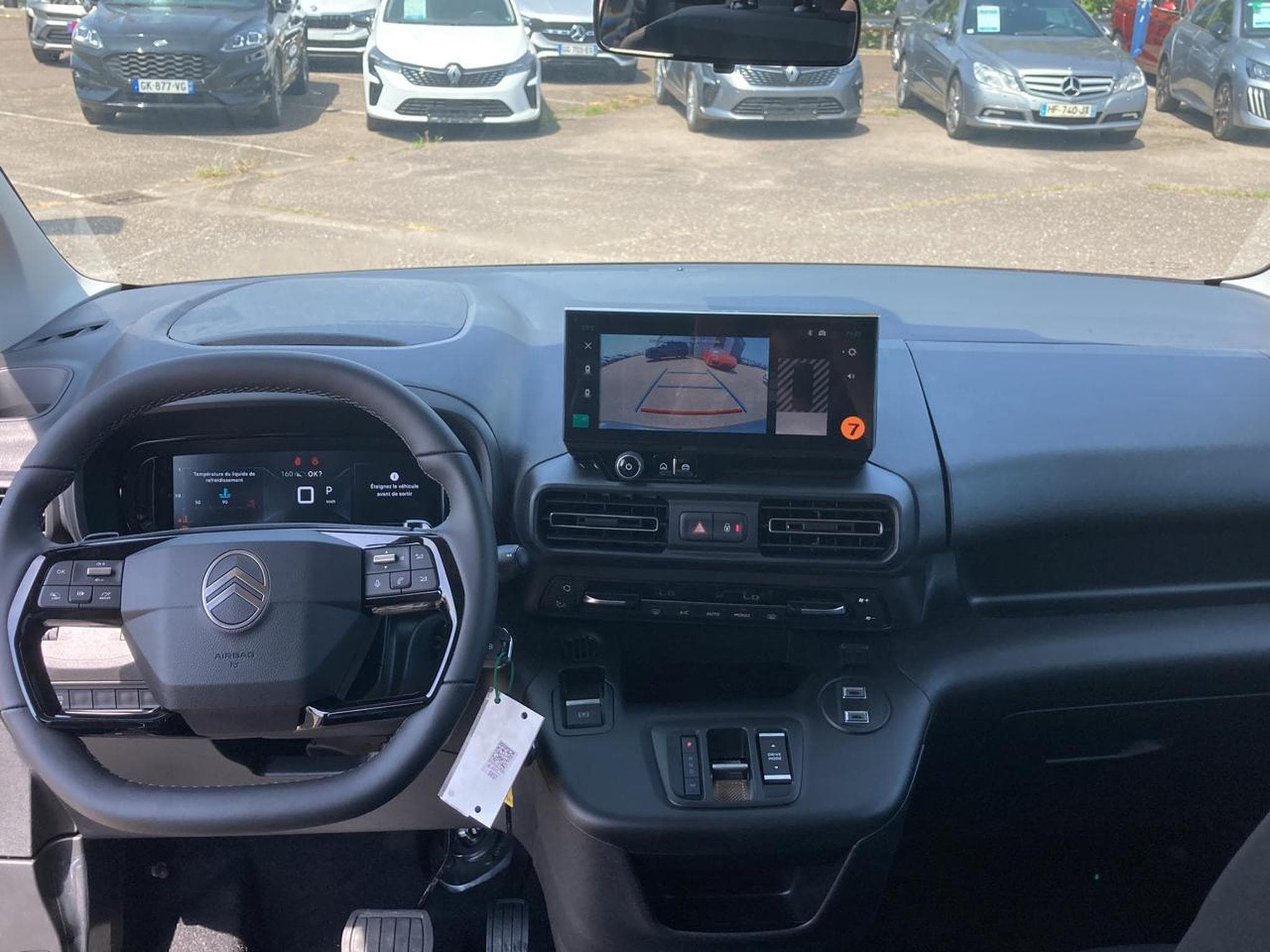 Citroen BERLINGO N1 1.5 BLUE HDI 130 M PLUS EAT8 (2026) - Photo 9
