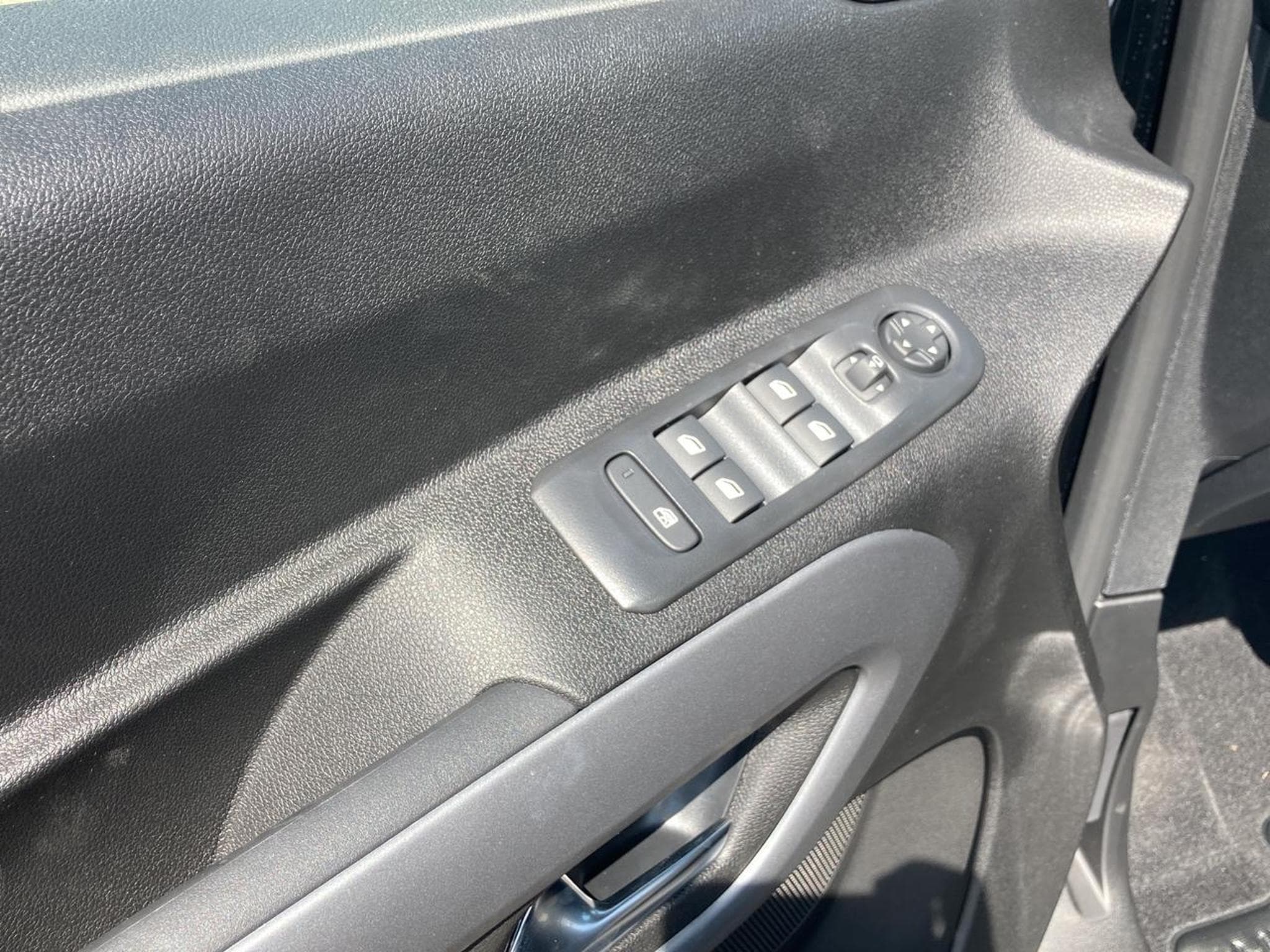 Citroen BERLINGO N1 1.5 BLUE HDI 130 M PLUS EAT8 (2026) - Photo 12