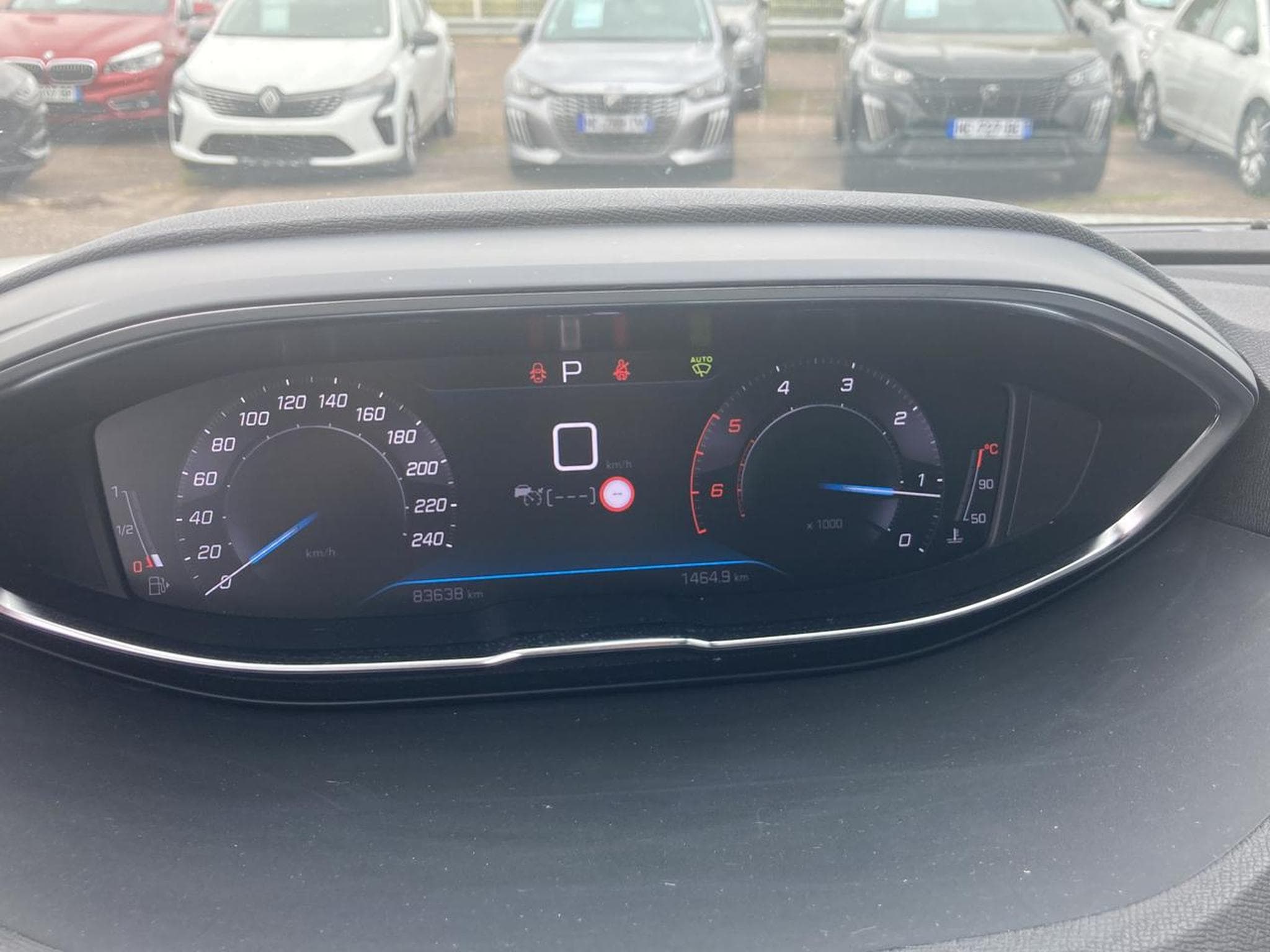 Peugeot 3008 1.5 BLUEHDI 130 ALLURE PACK EAT8 (2021) - Photo 17