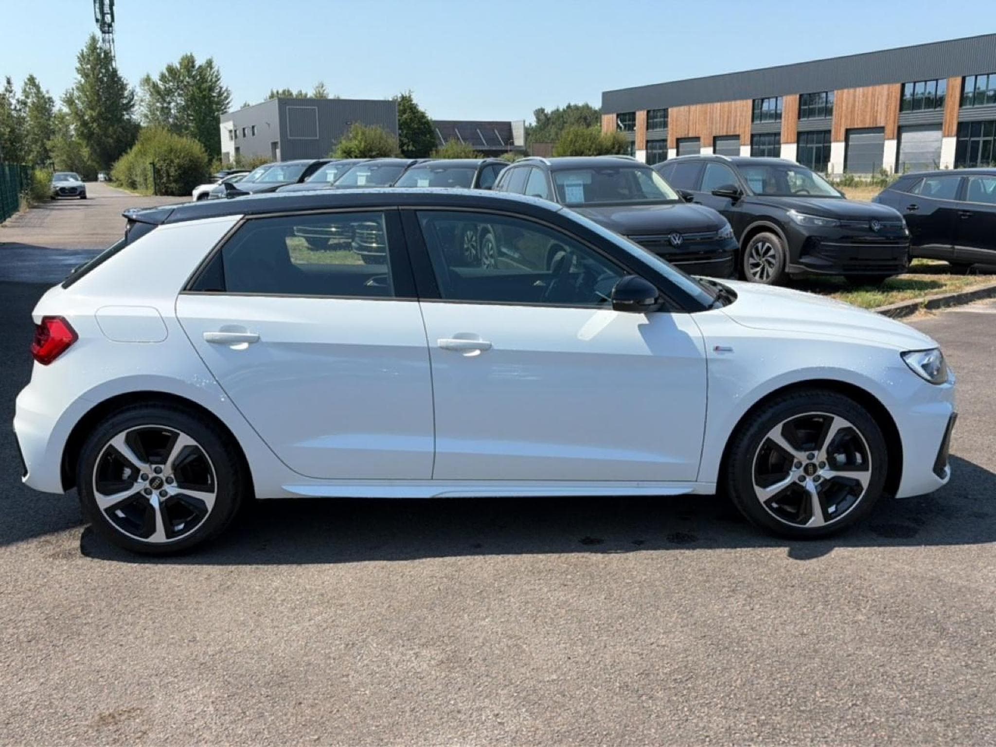 Audi A1 SPORTBACK 30 TFSI 116 S LINE S TRONIC 7 (2026) - Photo 4