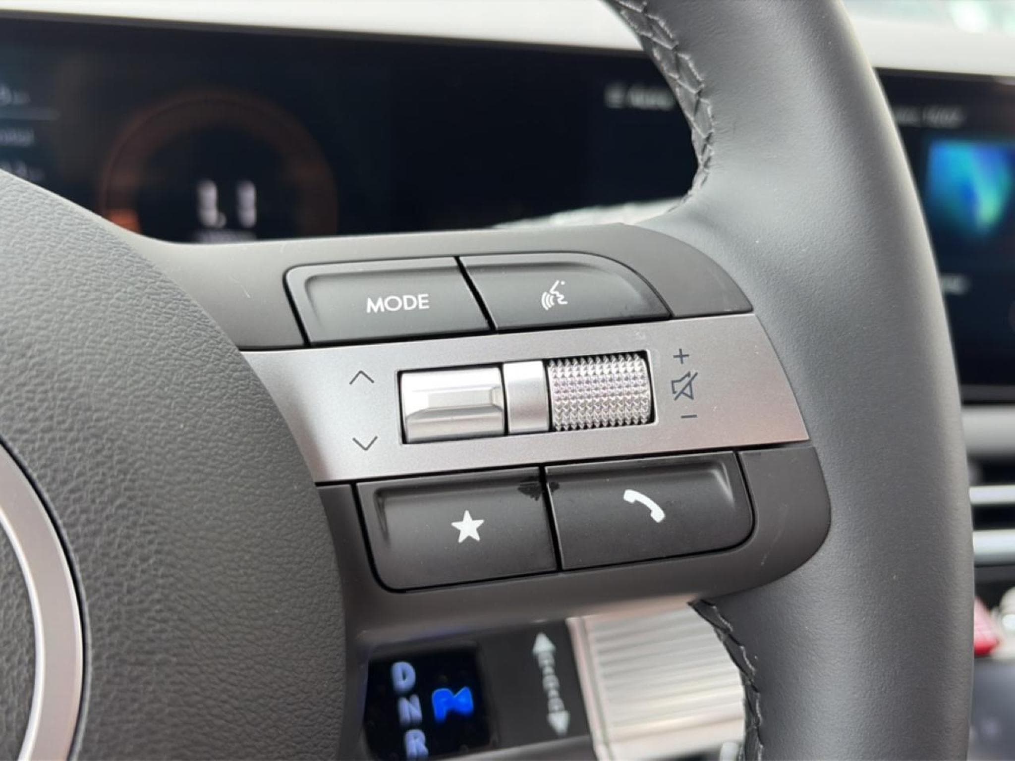 Hyundai TUCSON 1.6 T-GDI 239 HYBRID INTUITIVE (2026) - Photo 15
