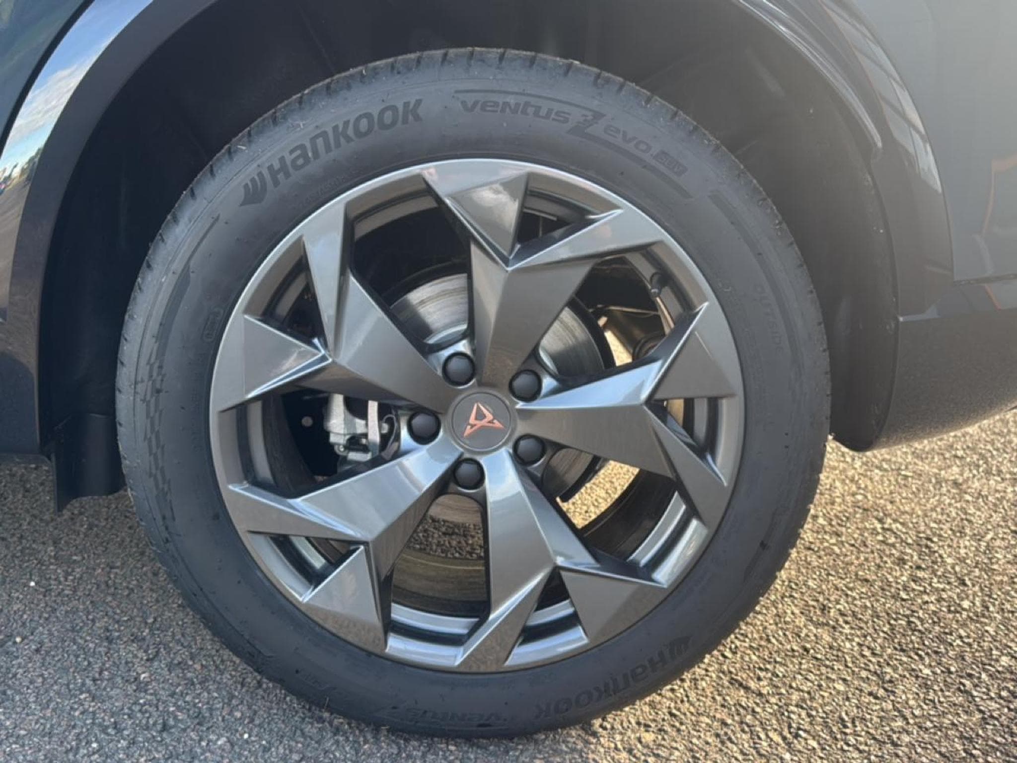 Cupra FORMENTOR 1.5 ETSI HYBRID 150 V DSG7 (2026) - Photo 9