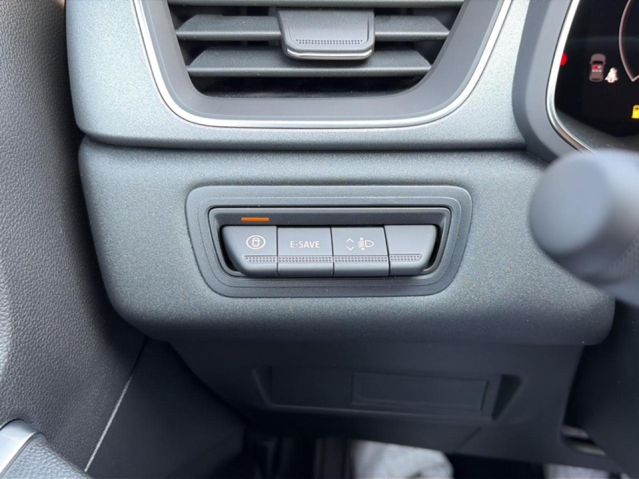 Renault Captur 1.8 E-TECH FULL HYBRID 160 TECHNO (2026) - Photo 12
