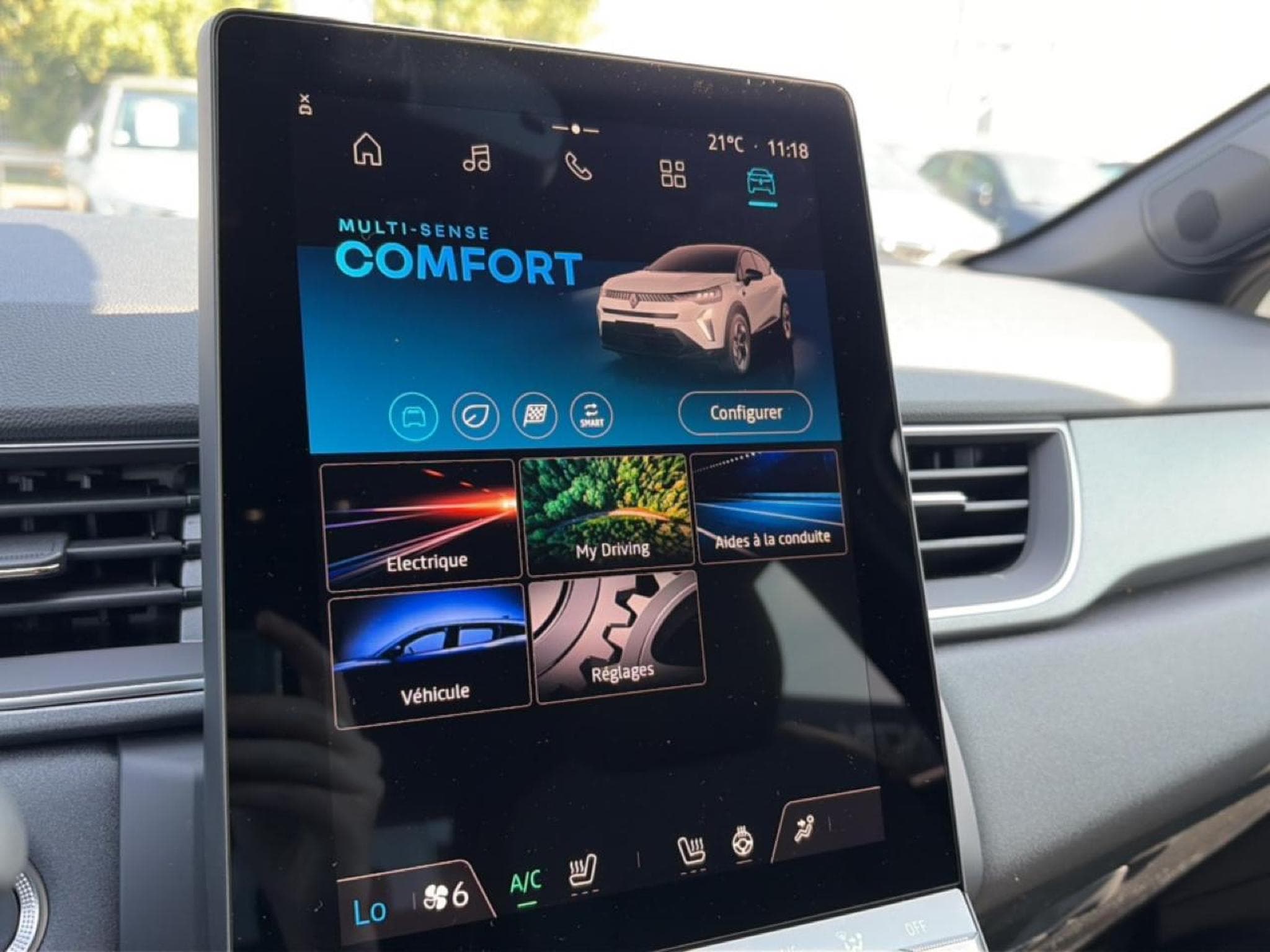 Renault Captur 1.8 E-TECH FULL HYBRID 160 TECHNO (2026) - Photo 19