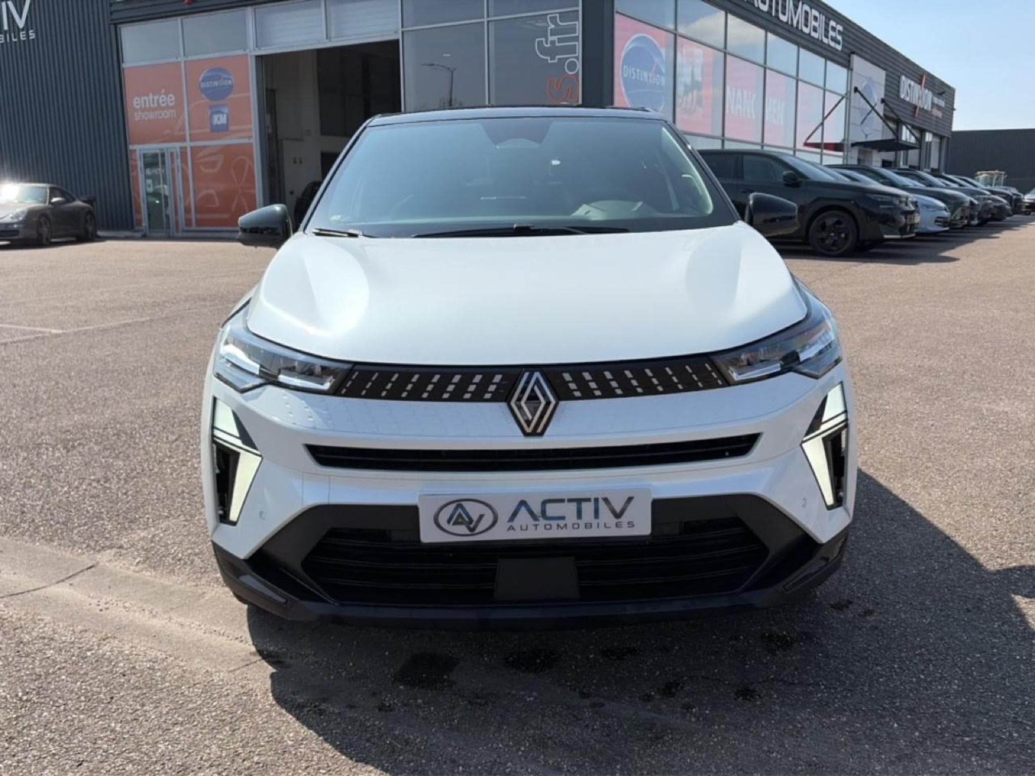 Renault Captur 1.8 E-TECH FULL HYBRID 160 TECHNO (2026) - Photo 2