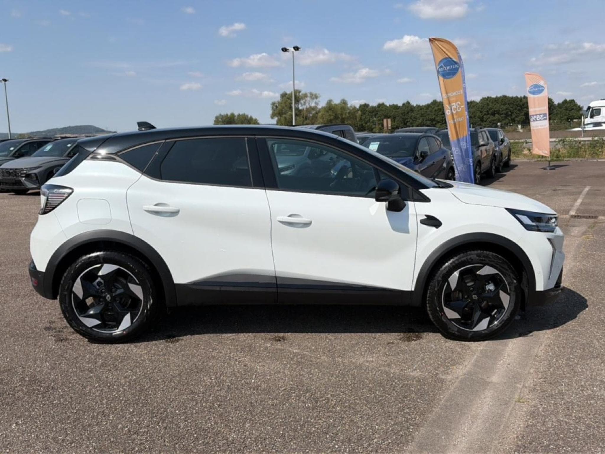 Renault Captur 1.8 E-TECH FULL HYBRID 160 TECHNO (2026) - Photo 4