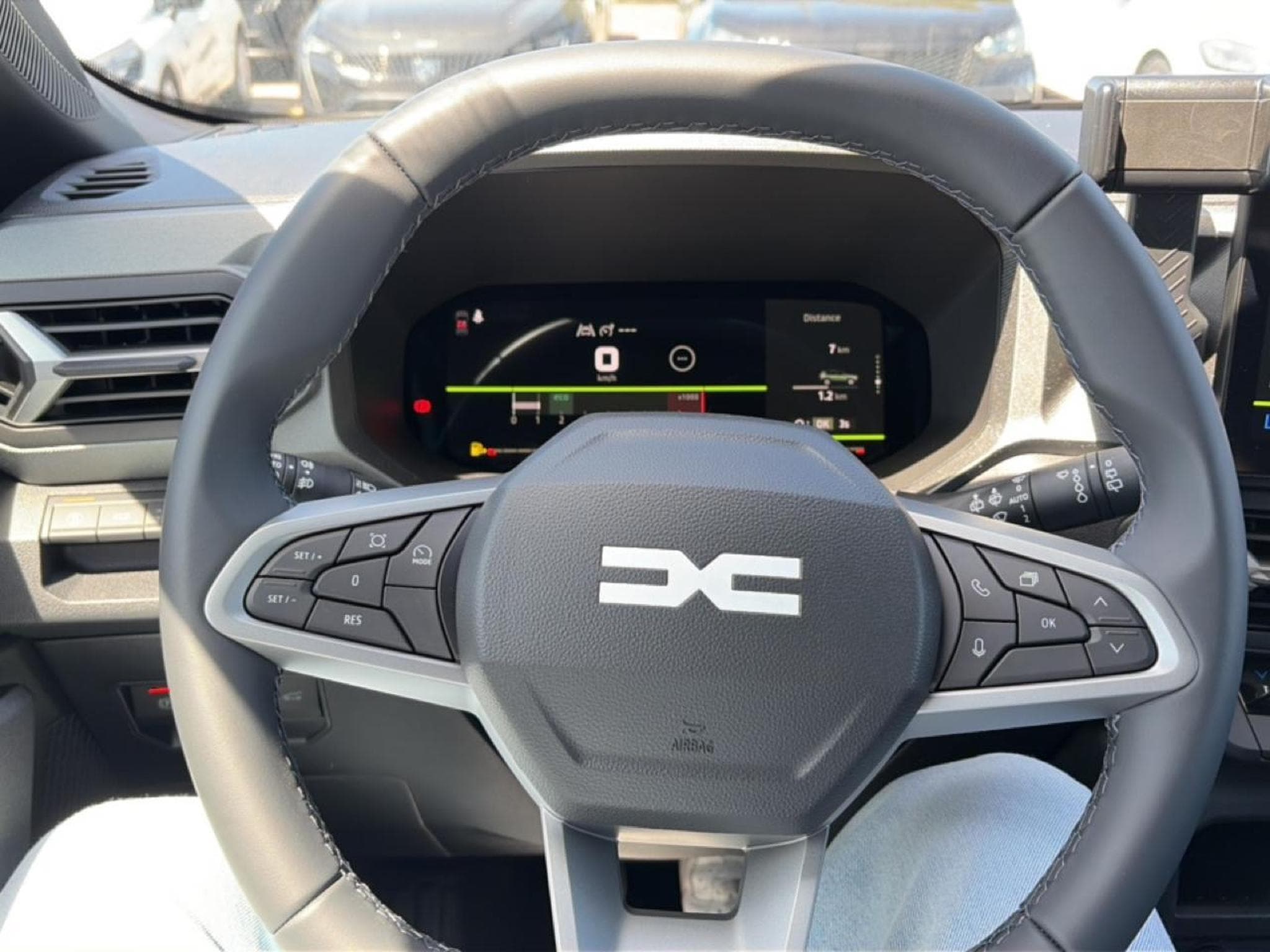 Dacia BIGSTER 1.2 MILD HYBRID 140 JOURNEY (2026) - Photo 13