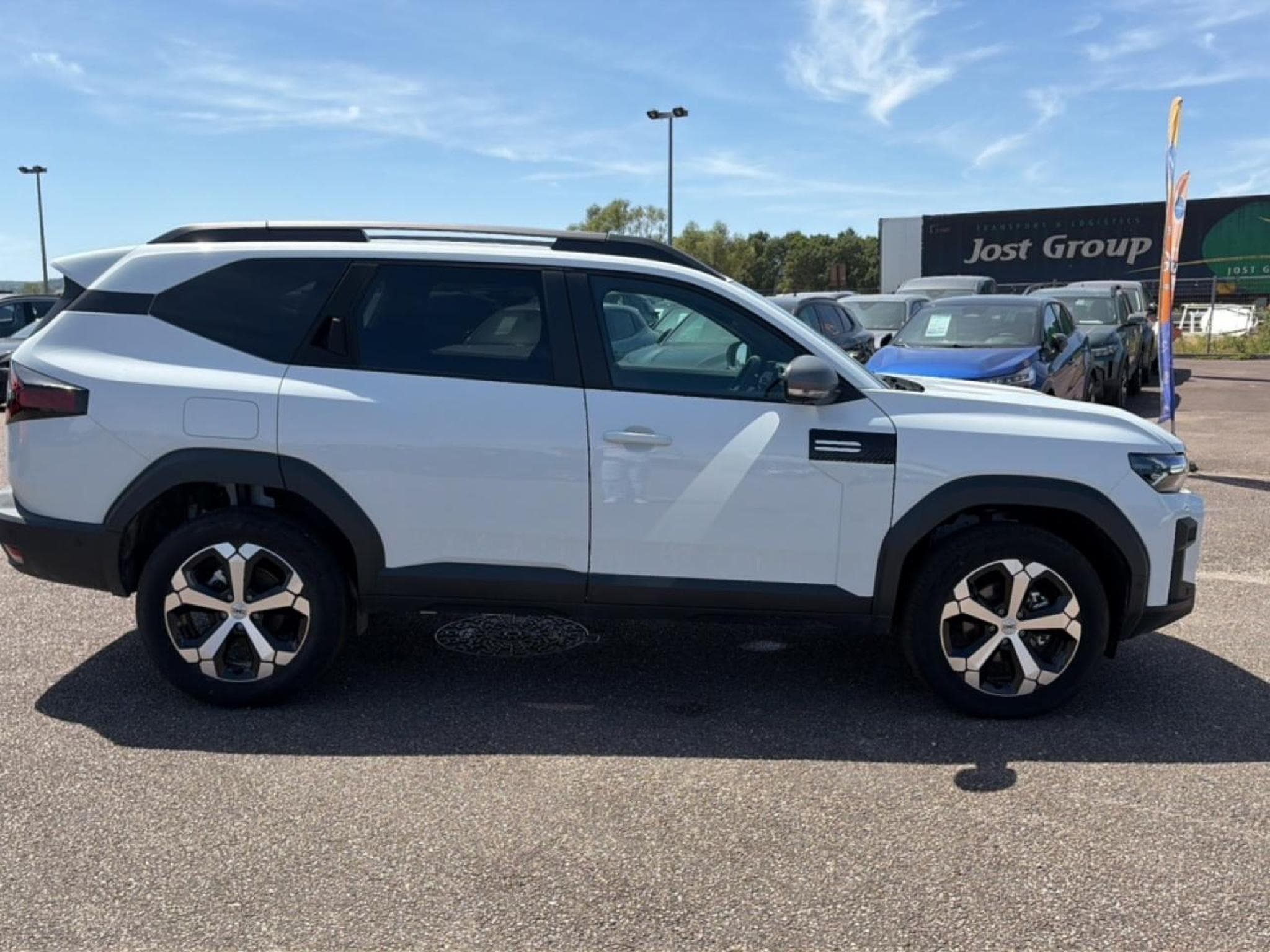 Dacia BIGSTER 1.2 MILD HYBRID 140 JOURNEY (2026) - Photo 4