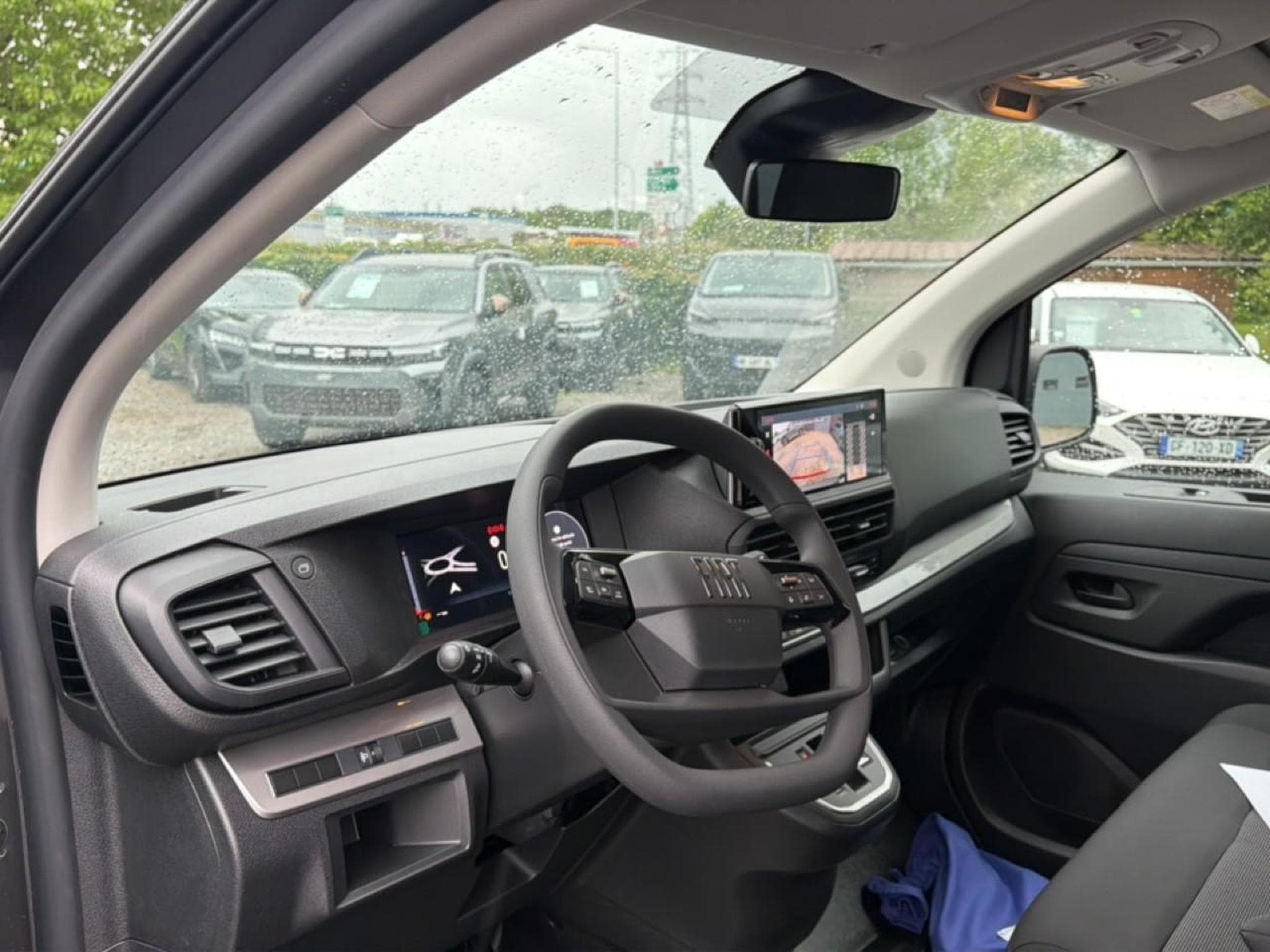 Fiat SCUDO COMBI XL 2.2 MULTIJET 180 PACK EAT8 (2026) - Photo 11