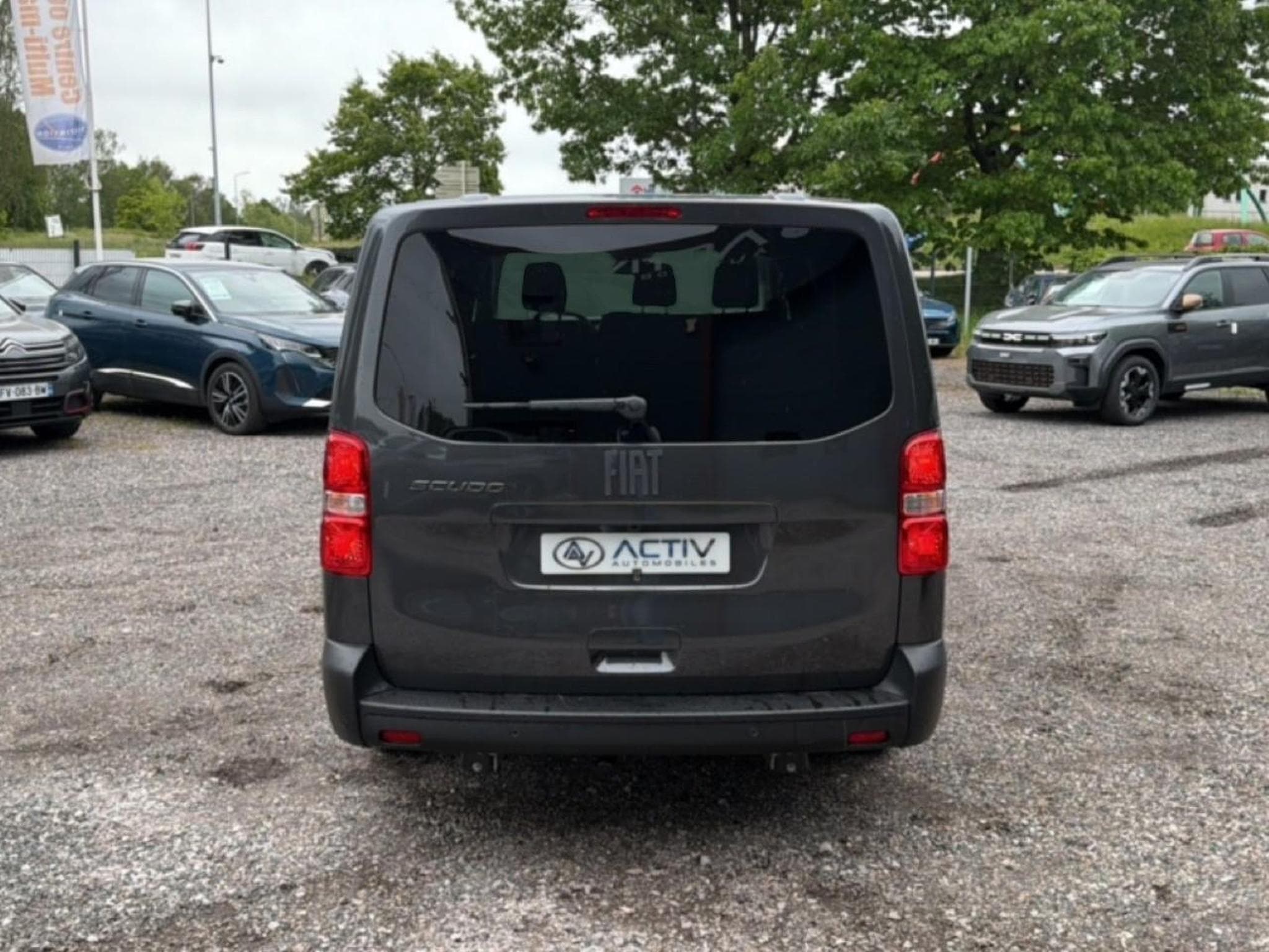 Fiat SCUDO COMBI XL 2.2 MULTIJET 180 PACK EAT8 (2026) - Photo 6