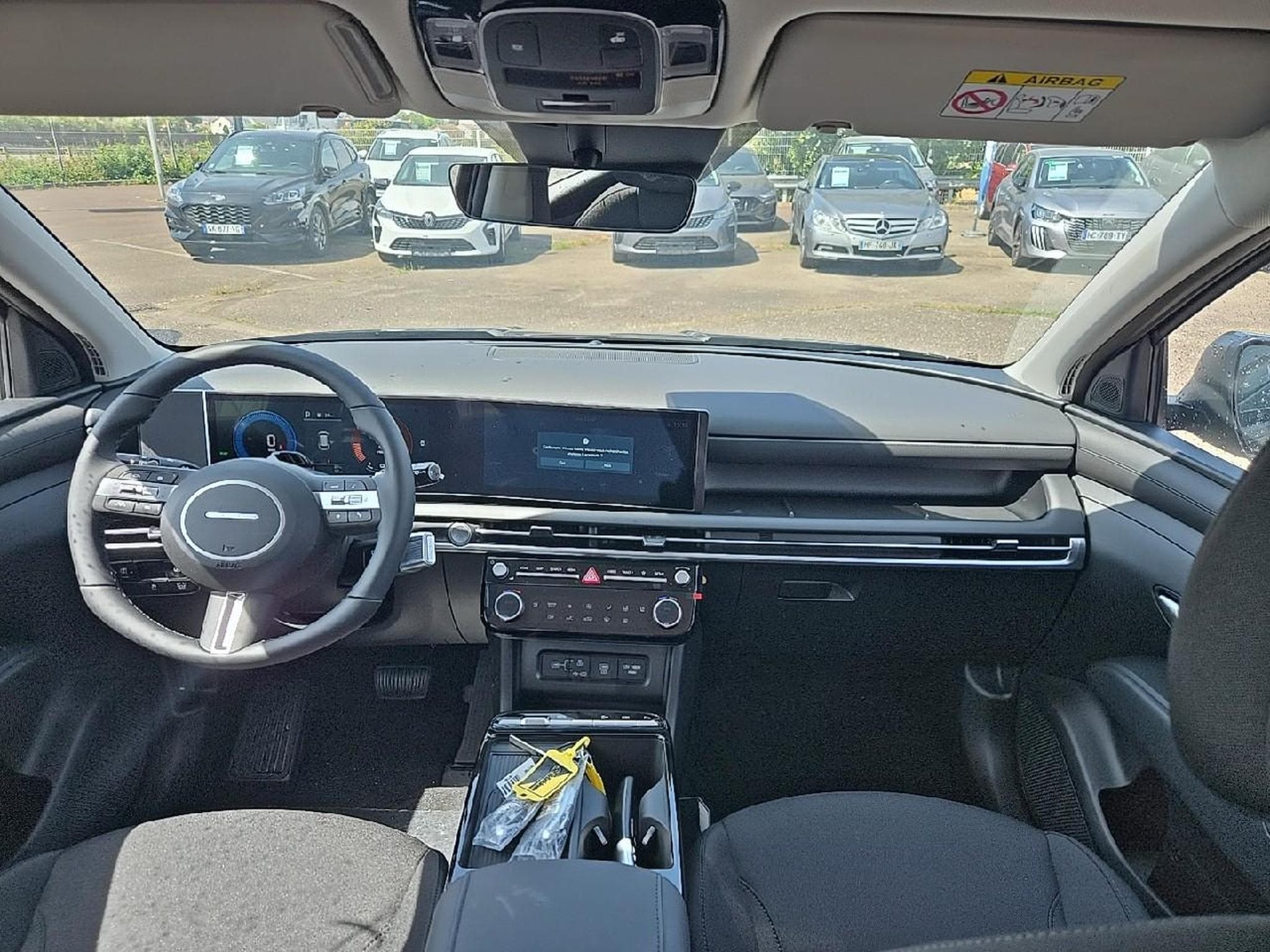 Hyundai TUCSON 1.6 T-GDI 239 HYBRID INTUITIVE (2026) - Photo 10