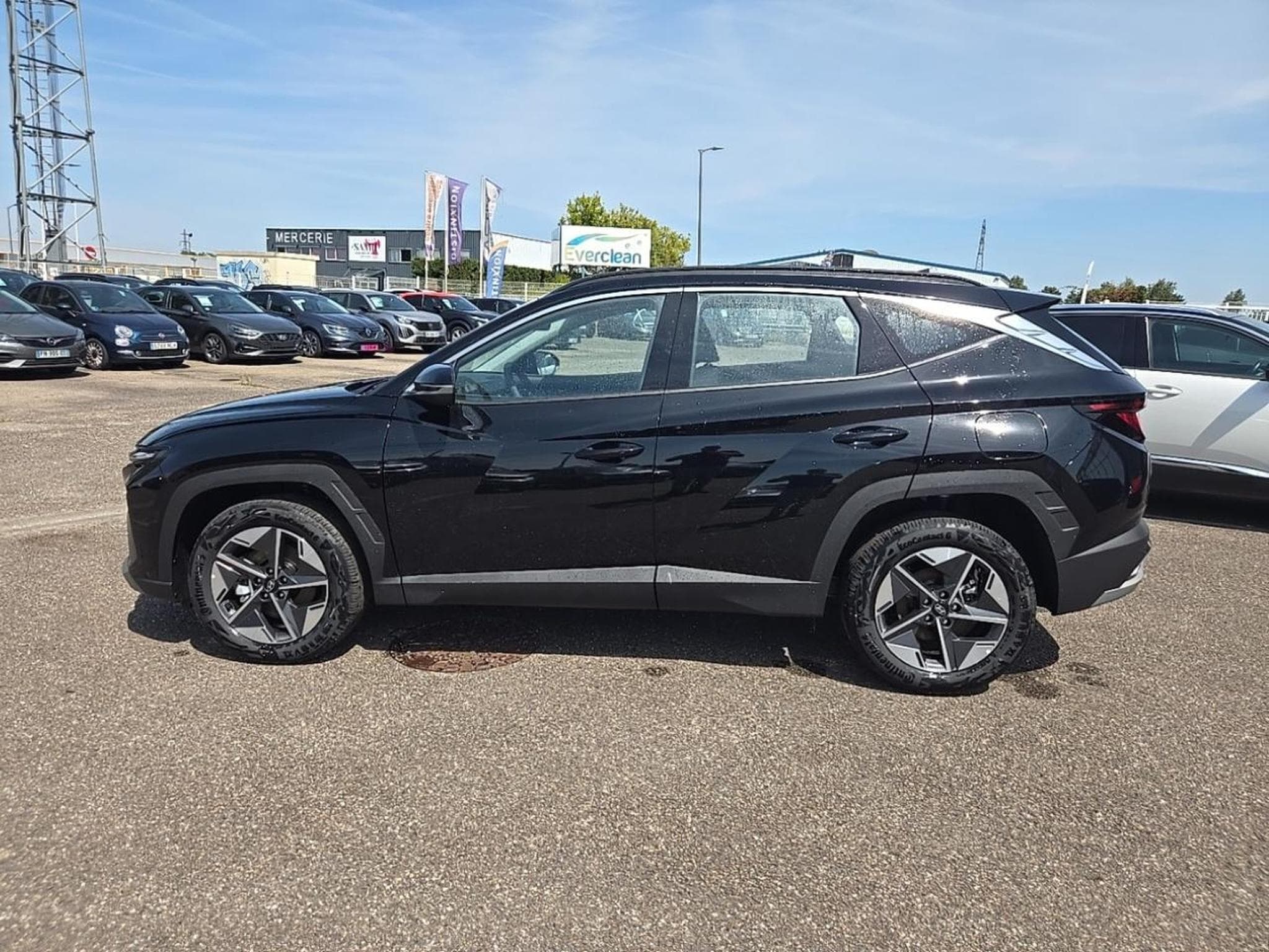 Hyundai TUCSON 1.6 T-GDI 239 HYBRID INTUITIVE (2026) - Photo 8