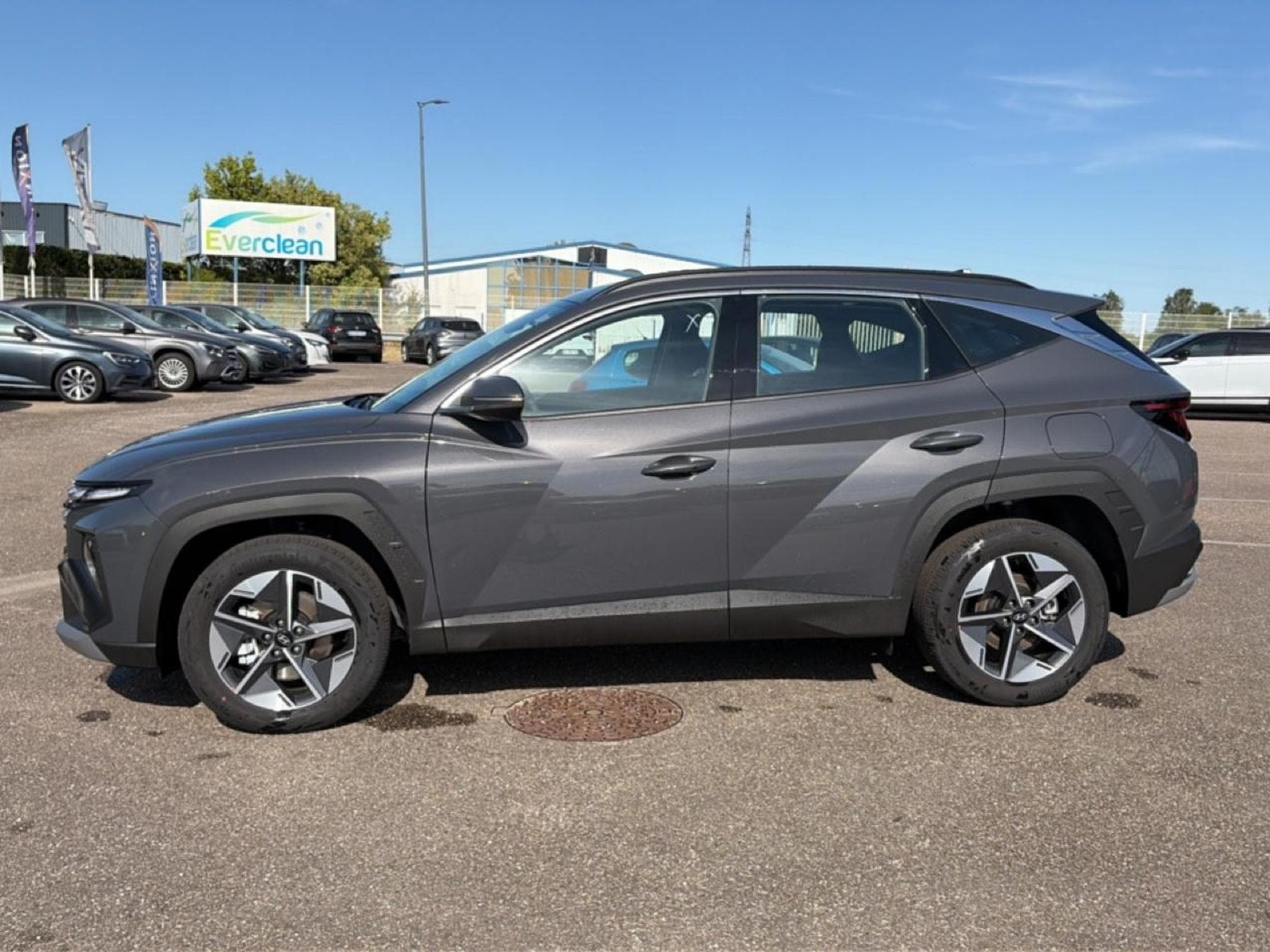 Hyundai TUCSON 1.6 T-GDI 239 HYBRID INTUITIVE (2026) - Photo 8