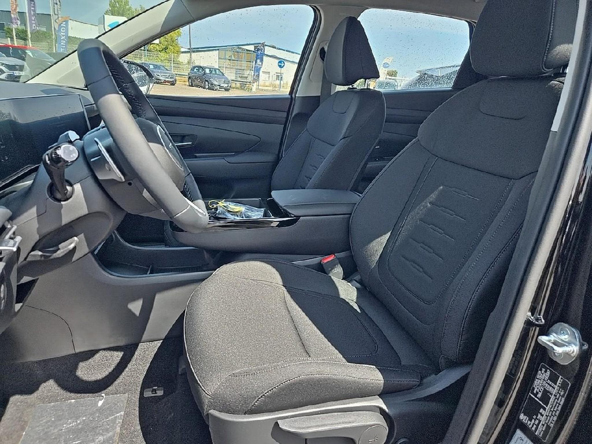 Hyundai TUCSON 1.6 T-GDI 239 HYBRID INTUITIVE (2026) - Photo 15