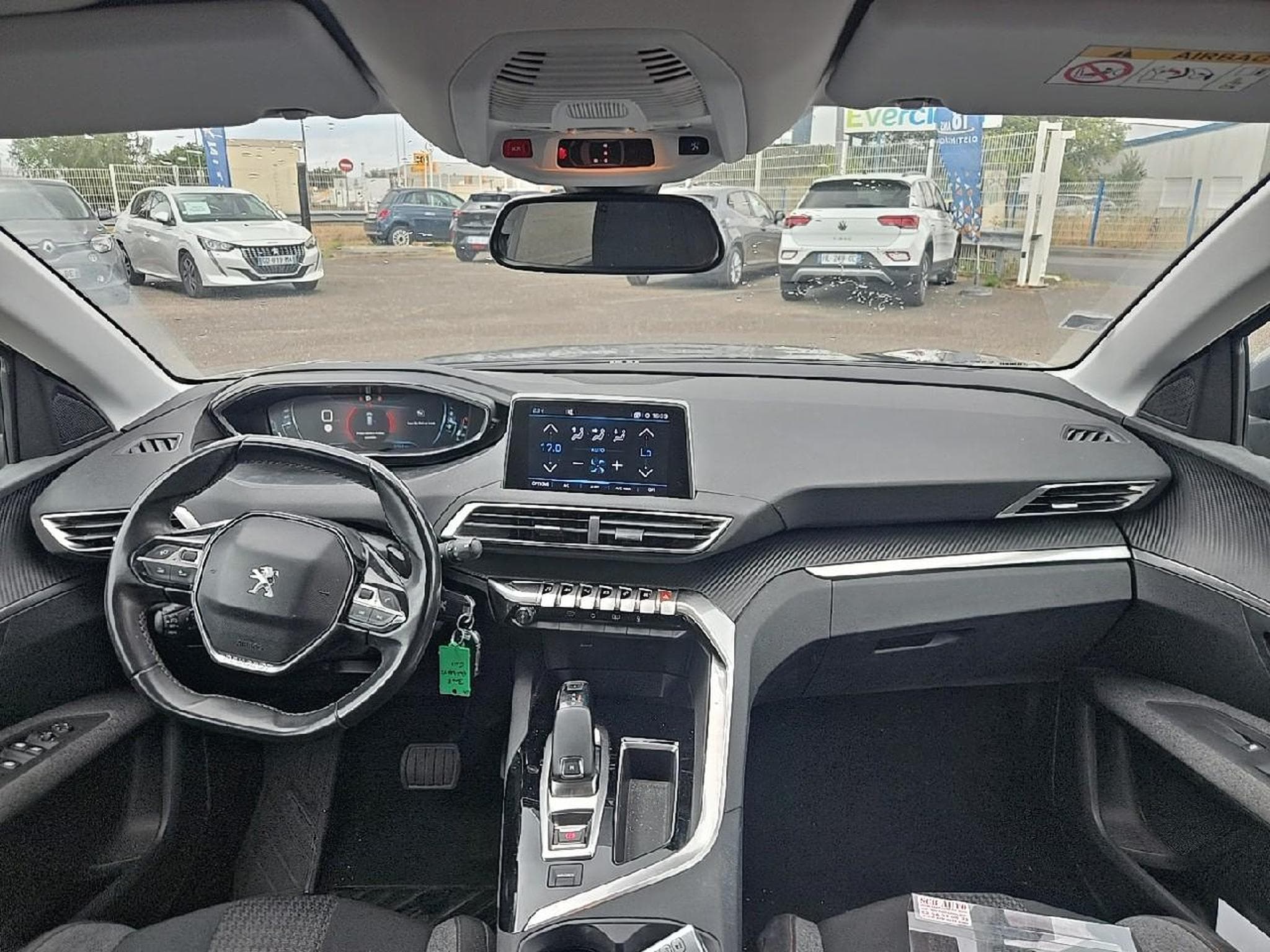 Peugeot 3008 1.5 BLUEHDI 130 ACTIVE EAT8 (2018) - Photo 10