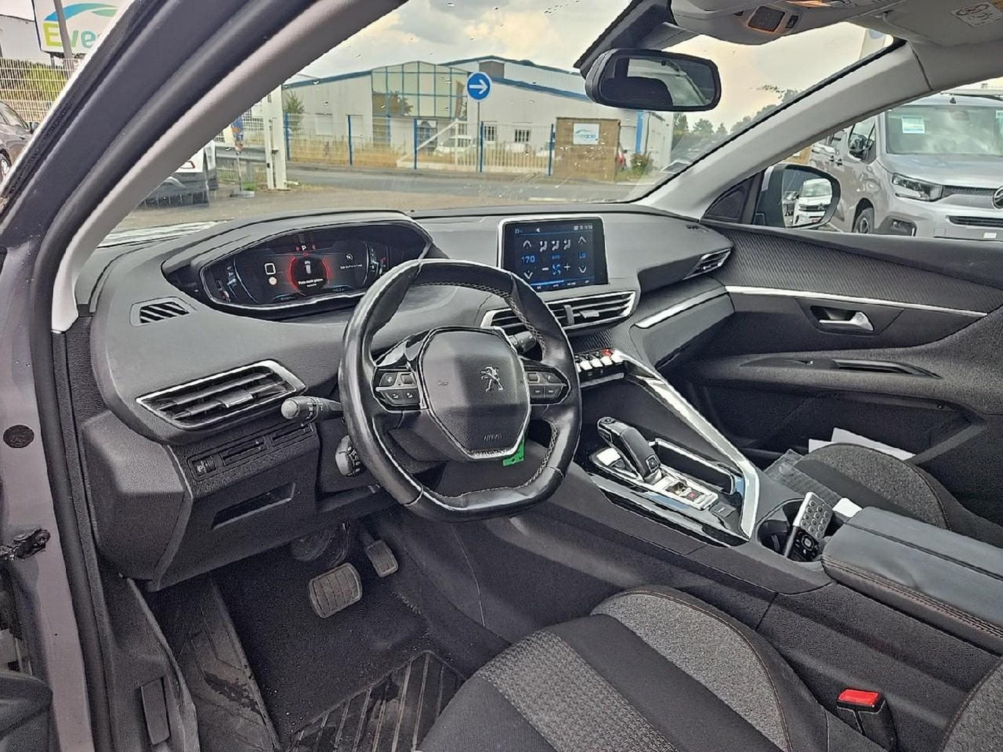 Peugeot 3008 1.5 BLUEHDI 130 ACTIVE EAT8 (2018) - Photo 13