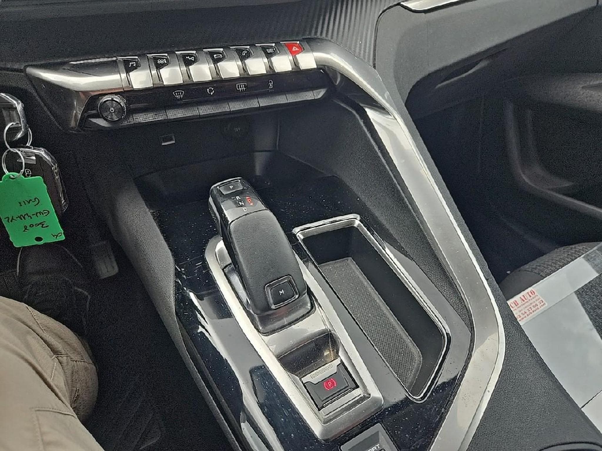 Peugeot 3008 1.5 BLUEHDI 130 ACTIVE EAT8 (2018) - Photo 18