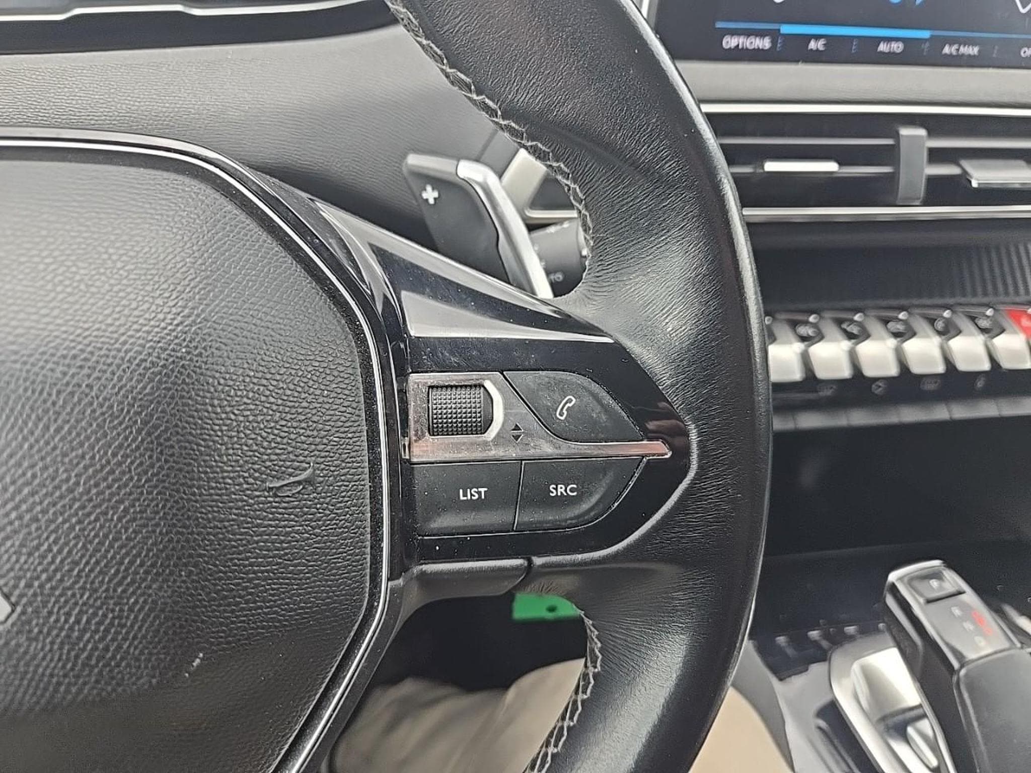Peugeot 3008 1.5 BLUEHDI 130 ACTIVE EAT8 (2018) - Photo 20