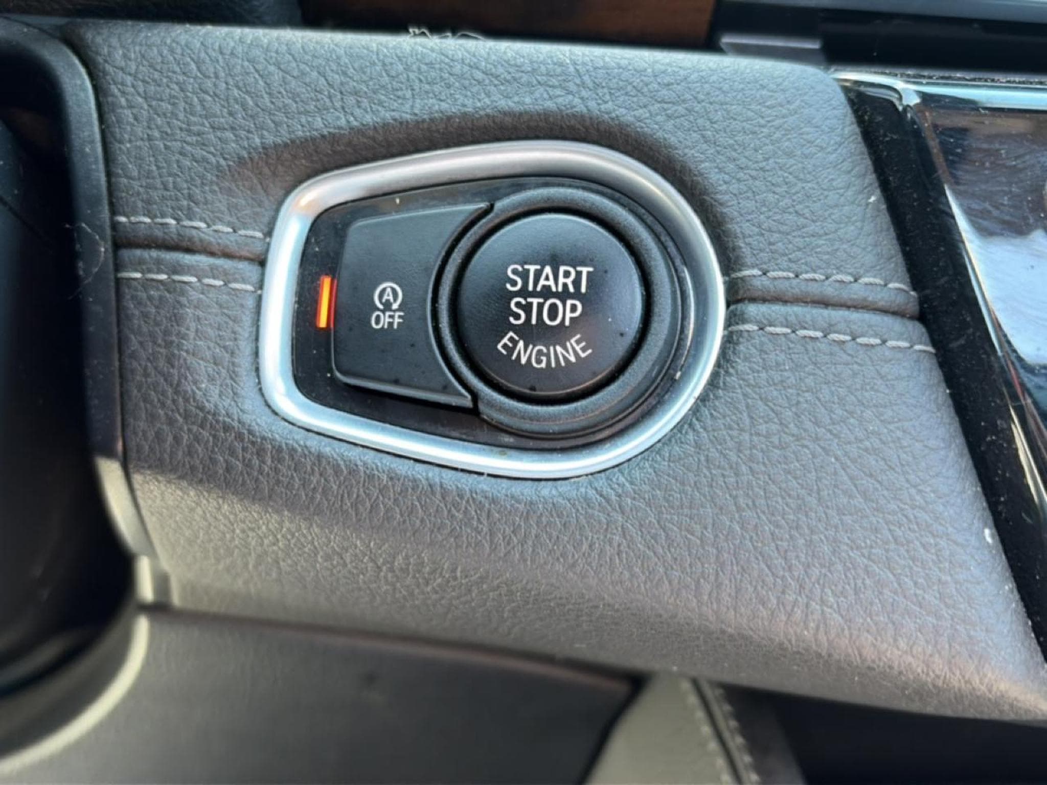 Bmw SERIE 2 GRAN TOURER (F46) 218DA 150 LUXURY (2015) - Photo 17