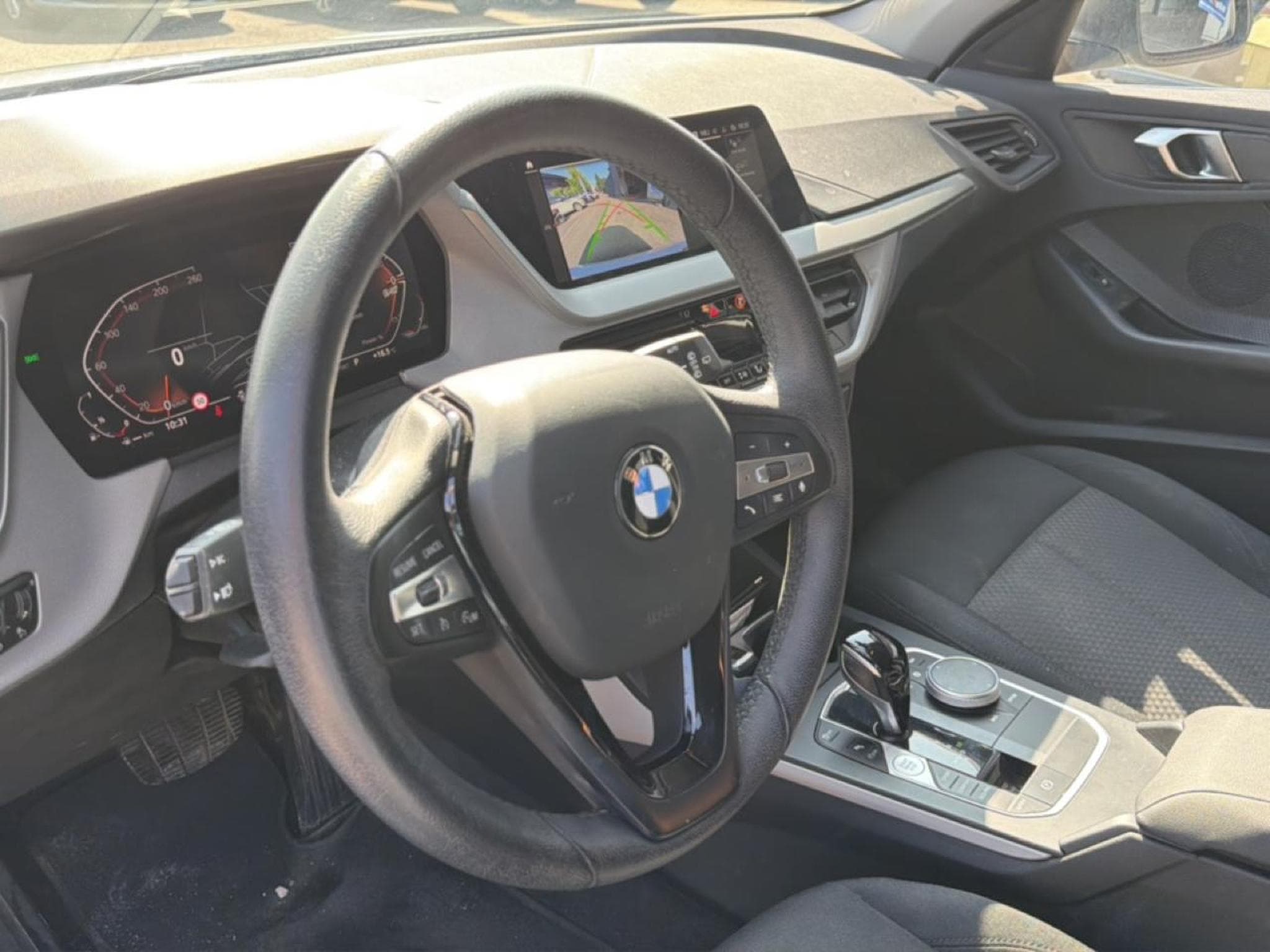 Bmw SERIE 1 (F40) 118IA 136 BUSINESS DESIGN DKG7 (2023) - Photo 12