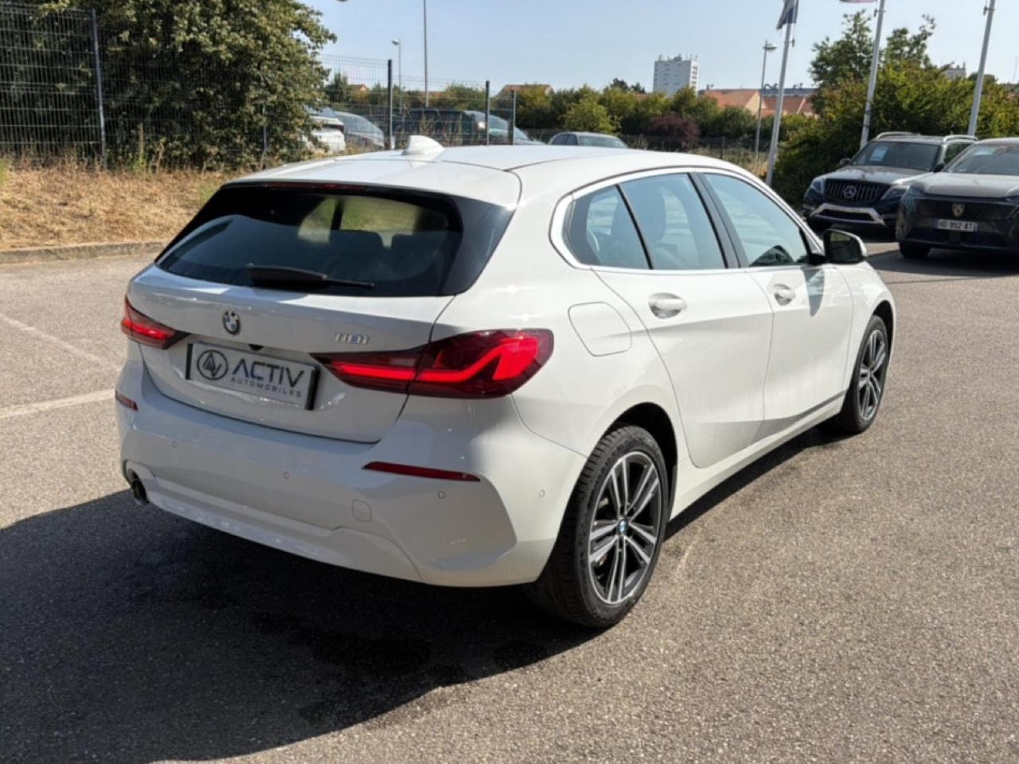 Bmw SERIE 1 (F40) 118IA 136 BUSINESS DESIGN DKG7 (2023) - Photo 6