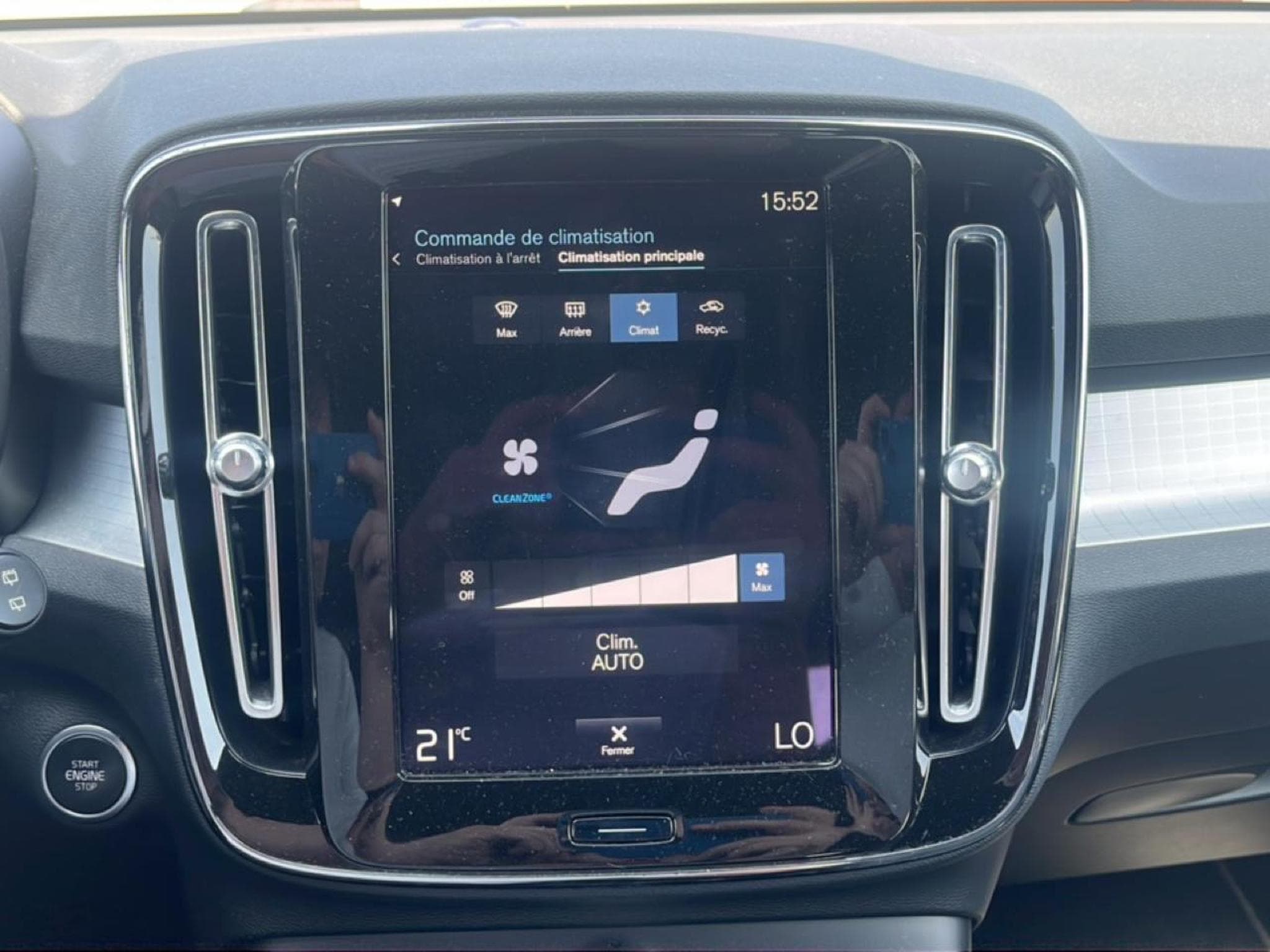 Volvo XC40 1.5 211 START (2022) - Photo 16