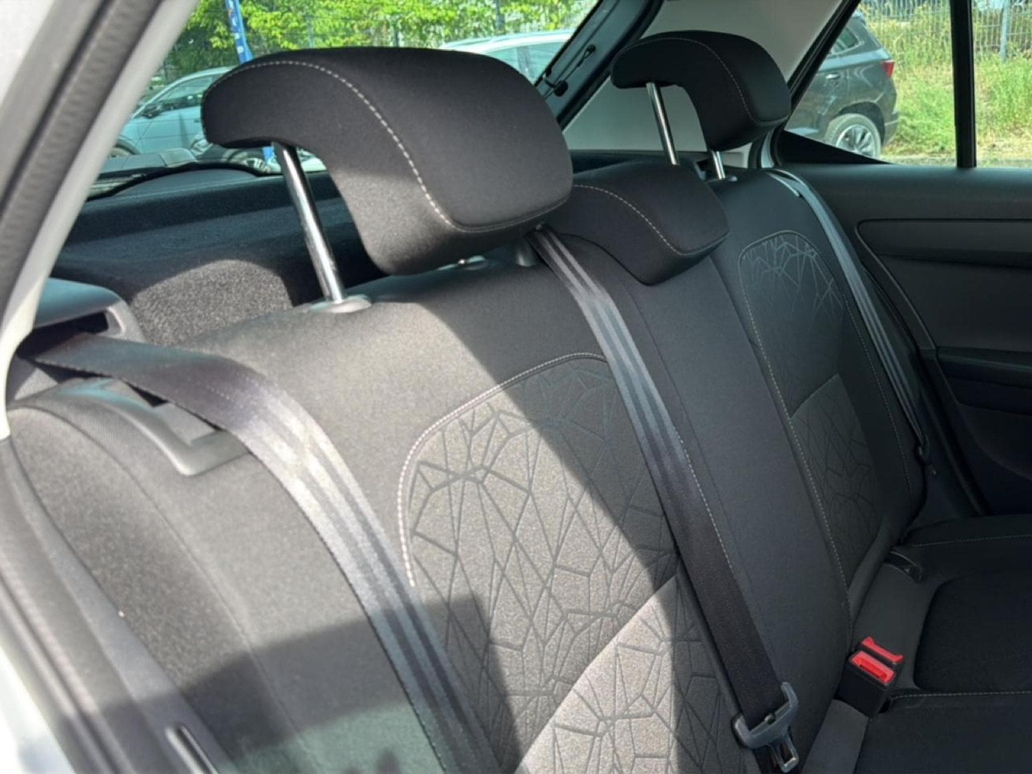 Skoda FABIA 1.0 MPI 75 CLEVER (2019) - Photo 18