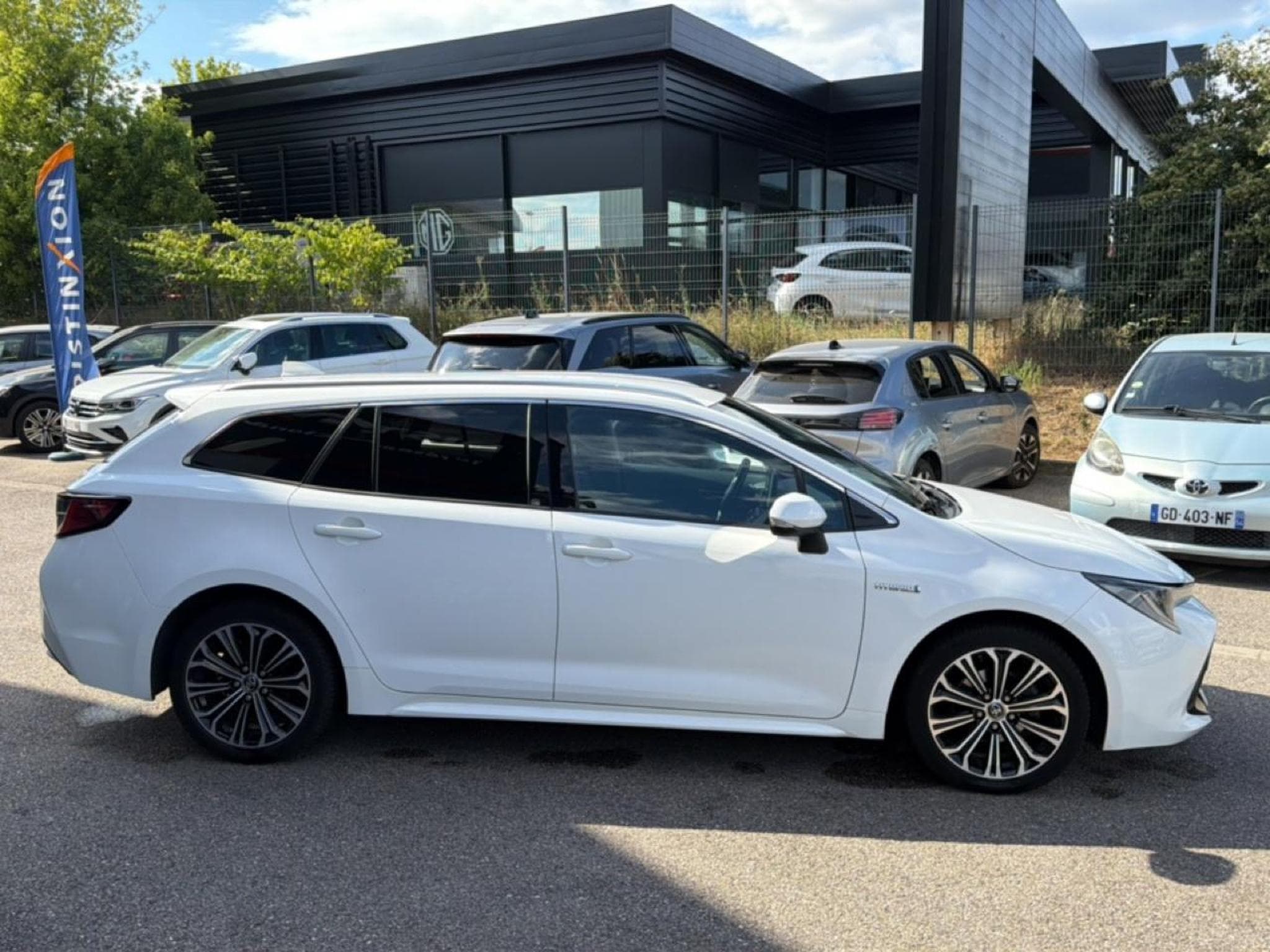Toyota COROLLA TOURING SPT 122H DYNAMIC (2019) - Photo 4