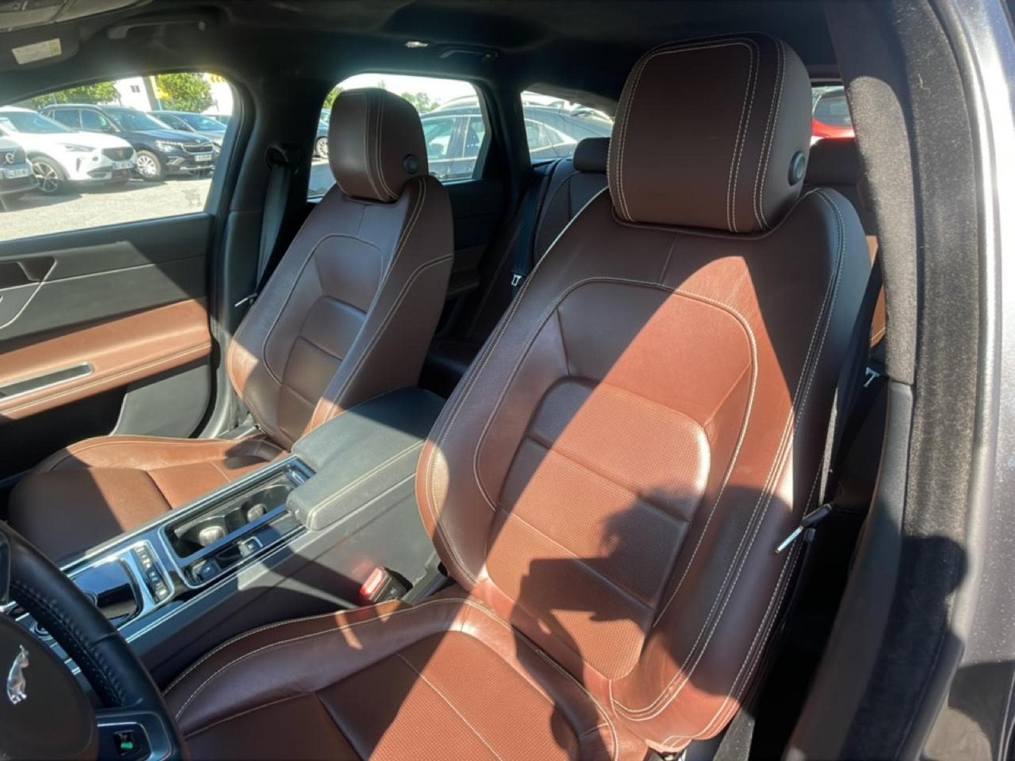 Jaguar XF SPORTBRAKE 2.0D 180 BUSINESS R-SPORT BVA (2020) - Photo 12