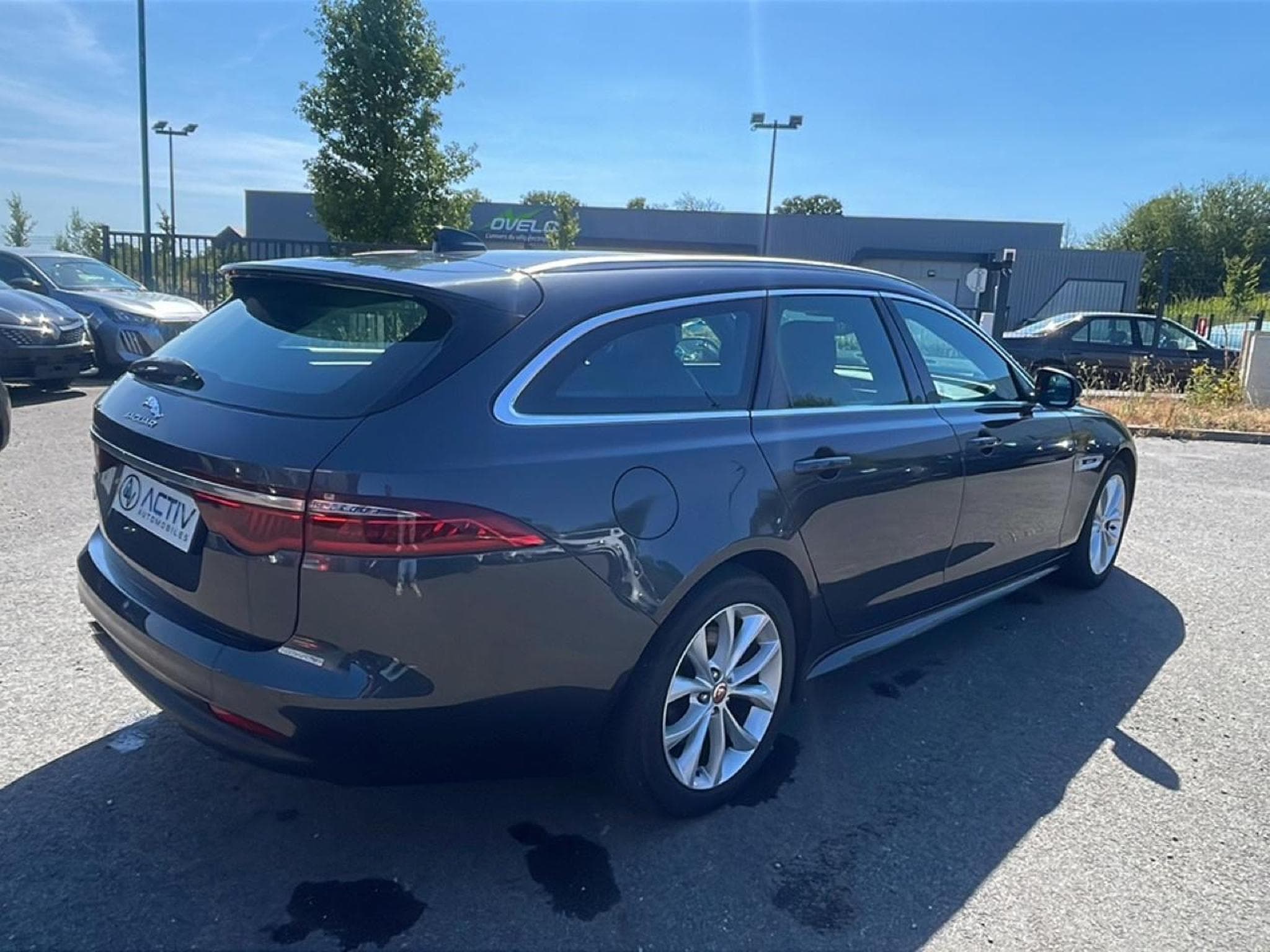 Jaguar XF SPORTBRAKE 2.0D 180 BUSINESS R-SPORT BVA (2020) - Photo 5