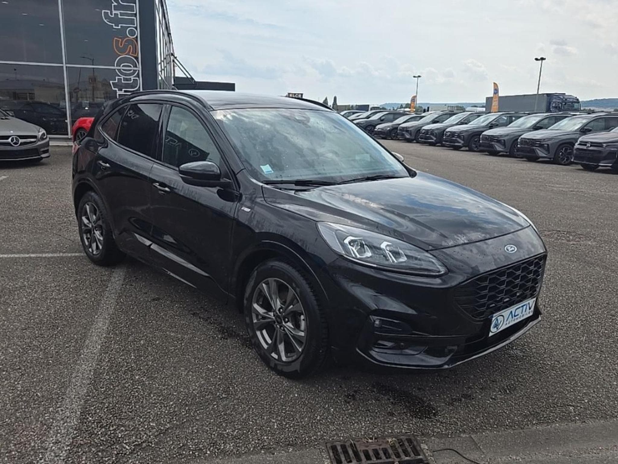 Ford Kuga 2.0 ECOBLUE 150 MHEV ST-LINE (2022) - Photo 3
