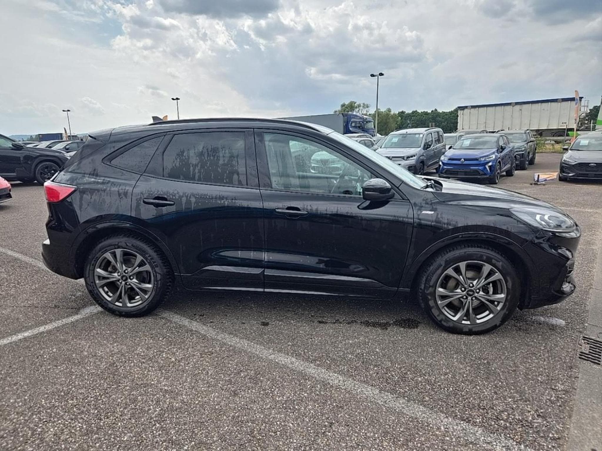 Ford Kuga 2.0 ECOBLUE 150 MHEV ST-LINE (2022) - Photo 4