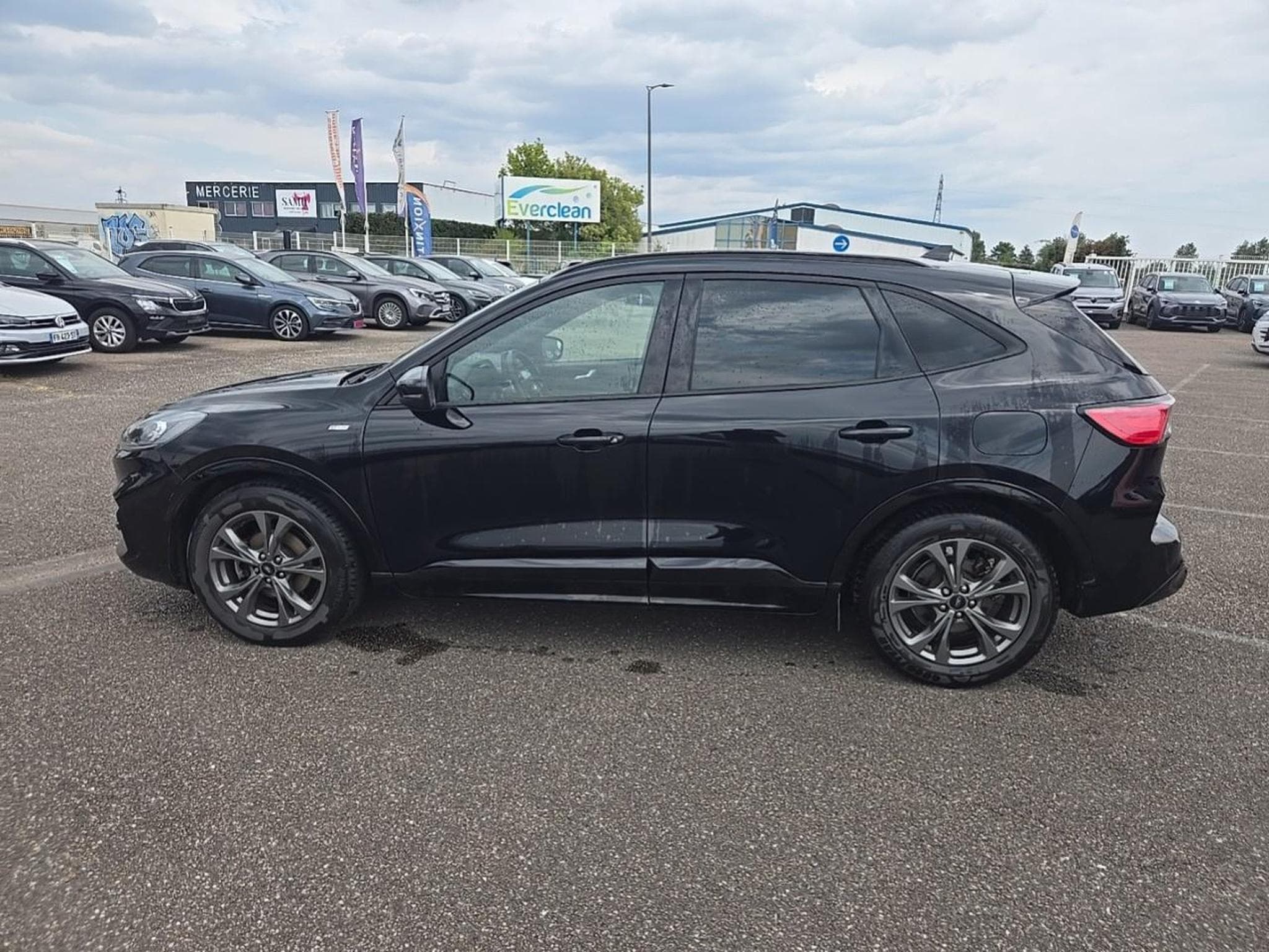 Ford Kuga 2.0 ECOBLUE 150 MHEV ST-LINE (2022) - Photo 8