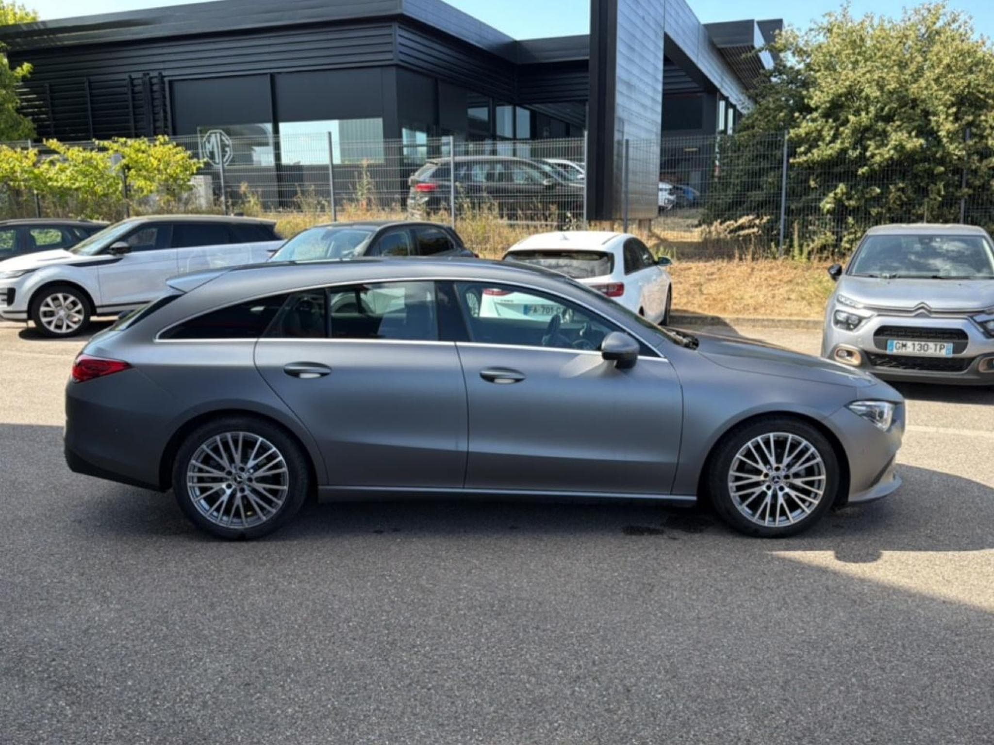 Mercedes CLA SHOOTING BRAKE 180 136 BUSINESS LINE 7G-DCT (2023) - Photo 4