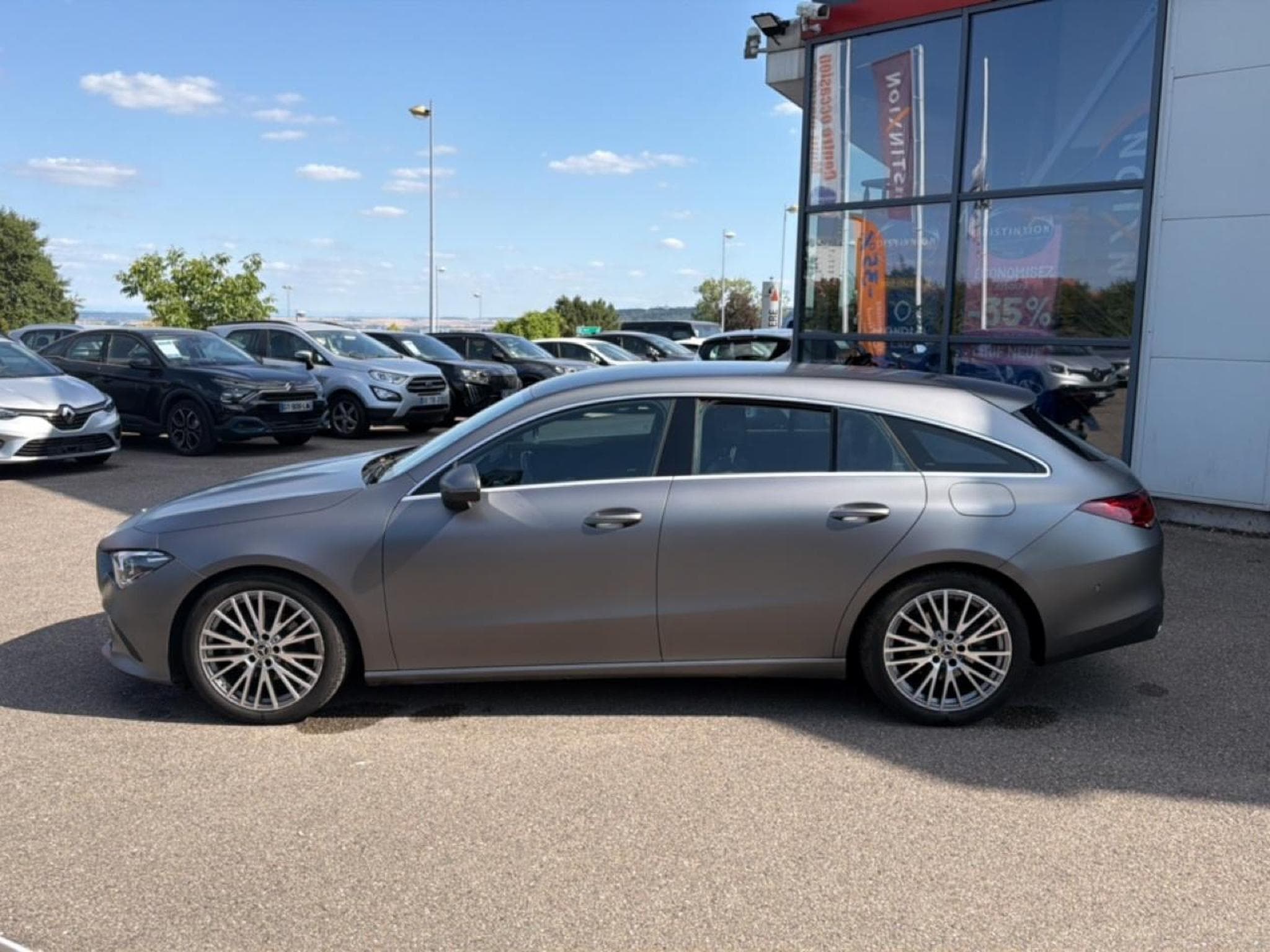 Mercedes CLA SHOOTING BRAKE 180 136 BUSINESS LINE 7G-DCT (2023) - Photo 8