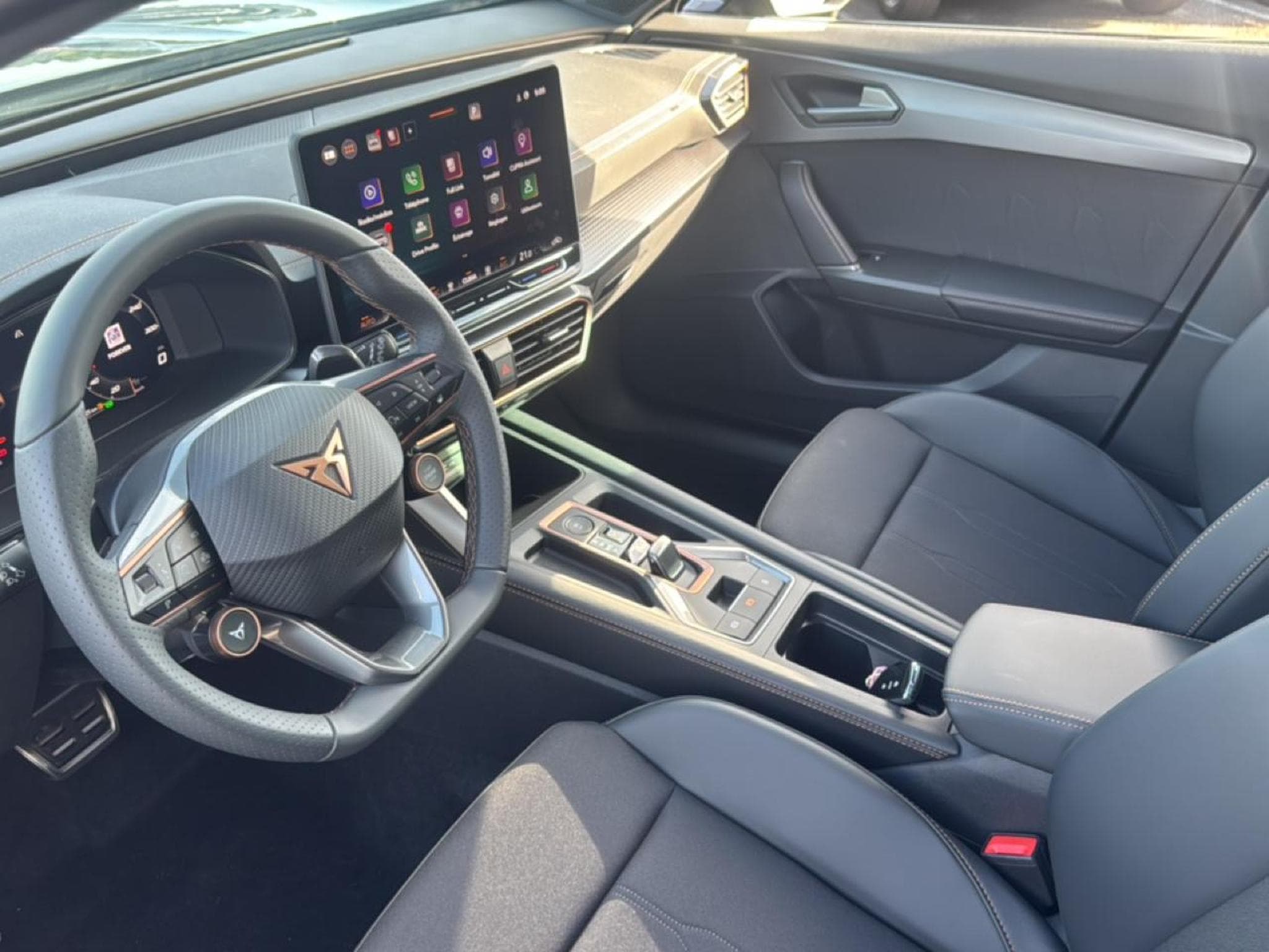 Cupra FORMENTOR 1.5 ETSI HYBRID 150 V DSG7 (2026) - Photo 13