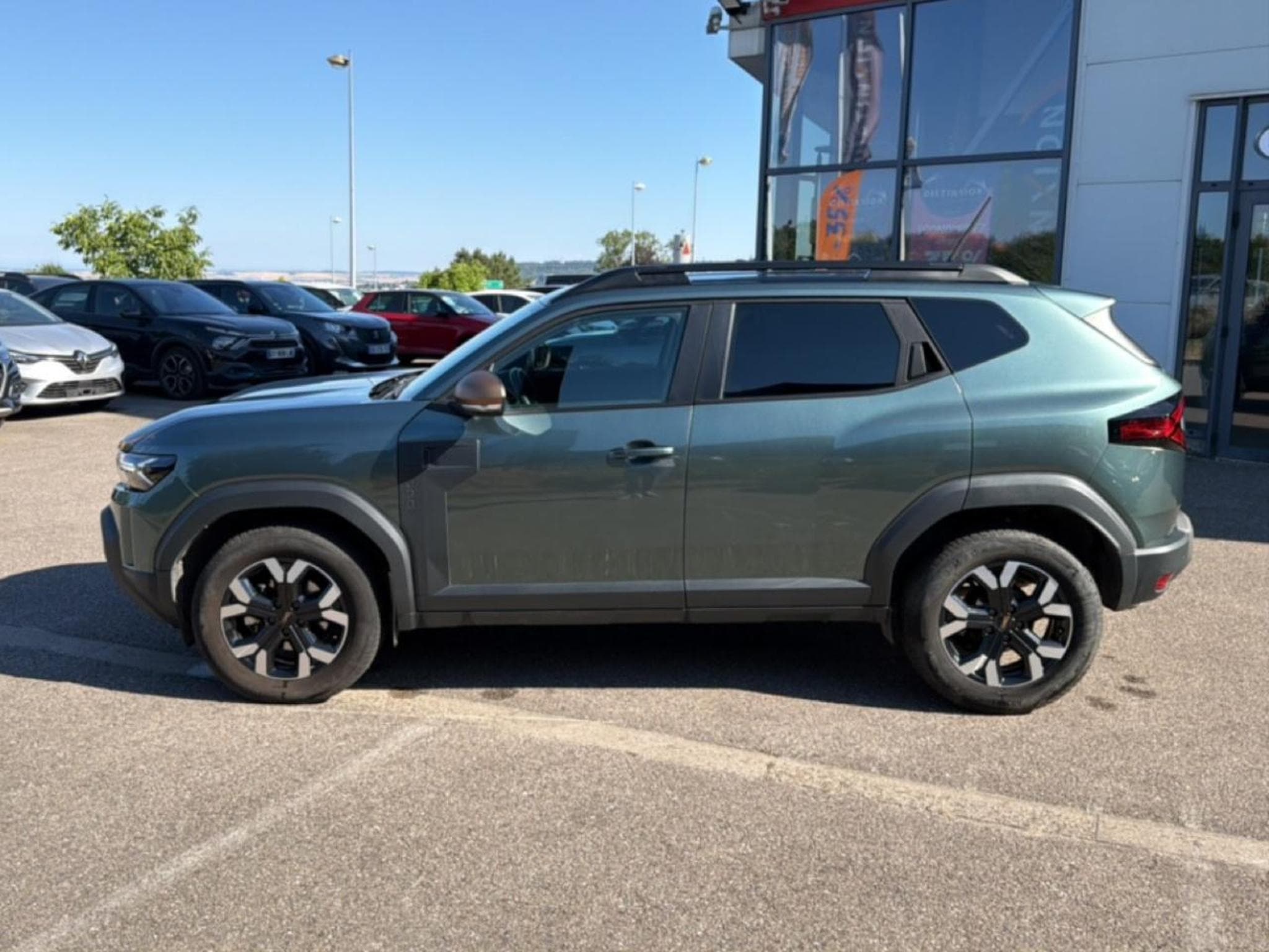 Dacia DUSTER 1.2 MILD HYBRID 130 EXTREME 4X4 (2024) - Photo 8