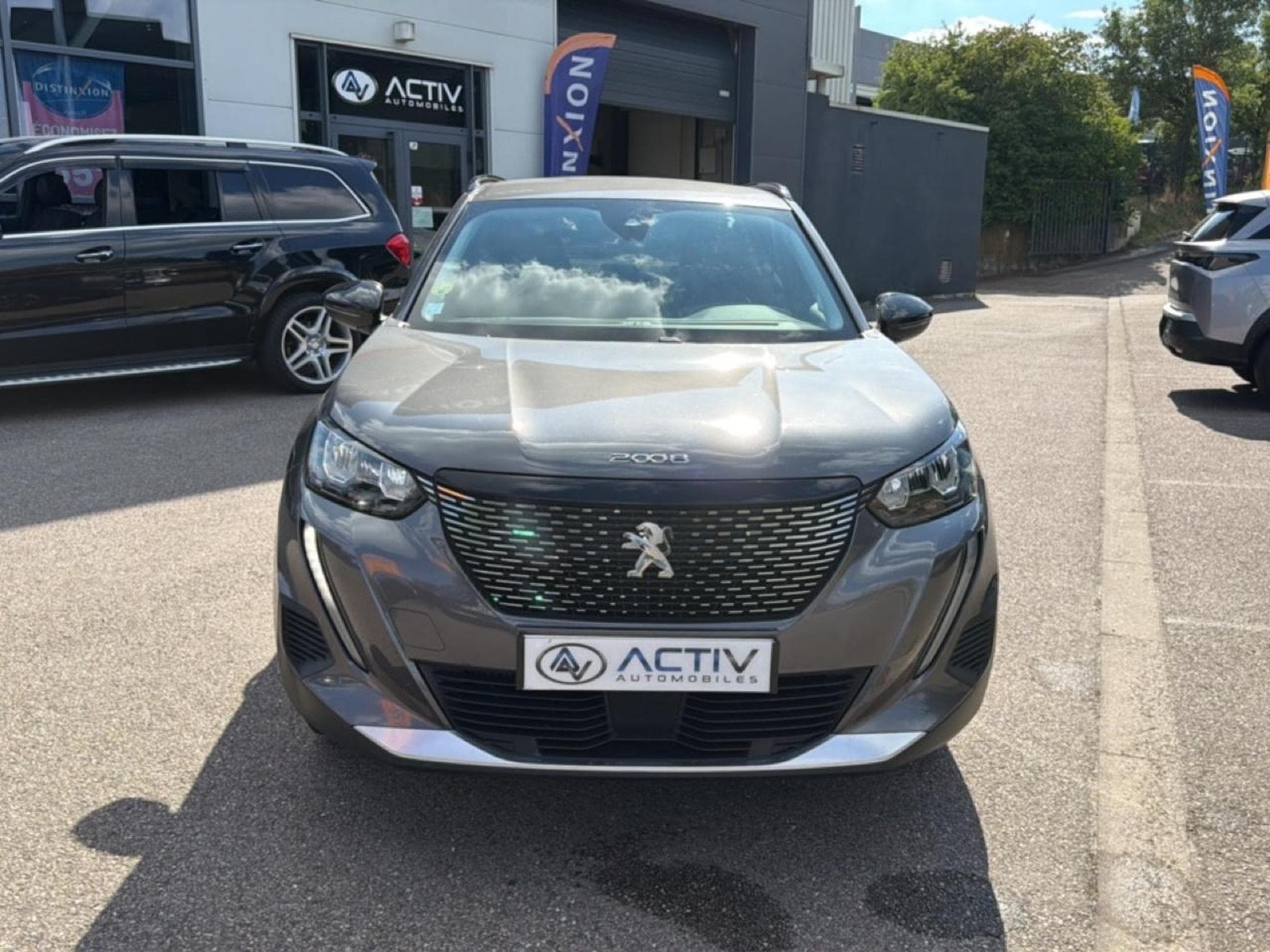 Peugeot 2008 1.5 BLUEHDI 110 S&S ALLURE PACK (2022) - Photo 2